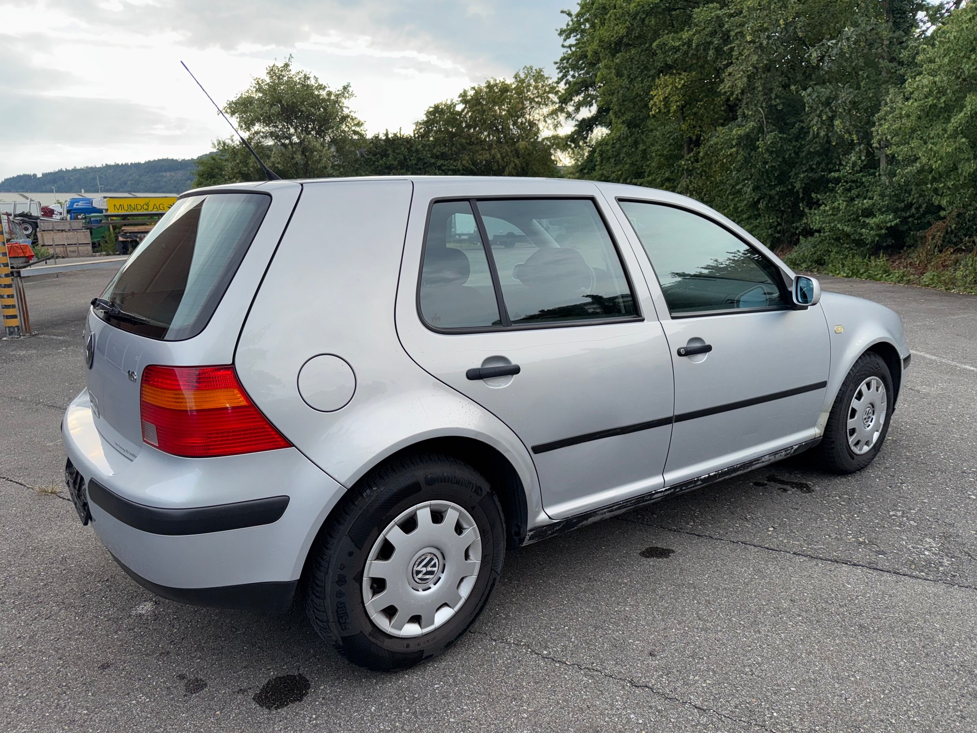 VW Golf 1.6-image-3
