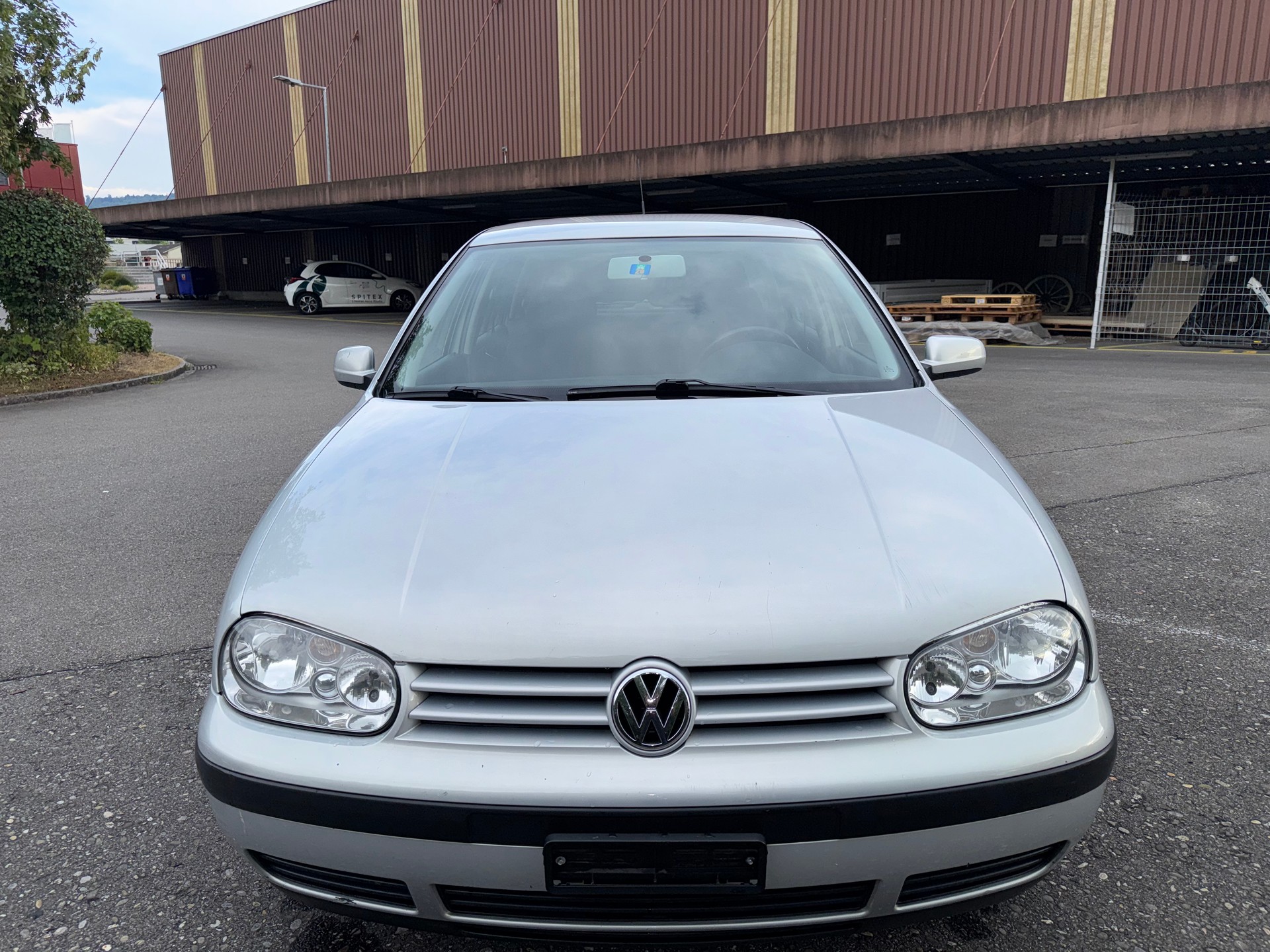 VW Golf 1.6-image-5