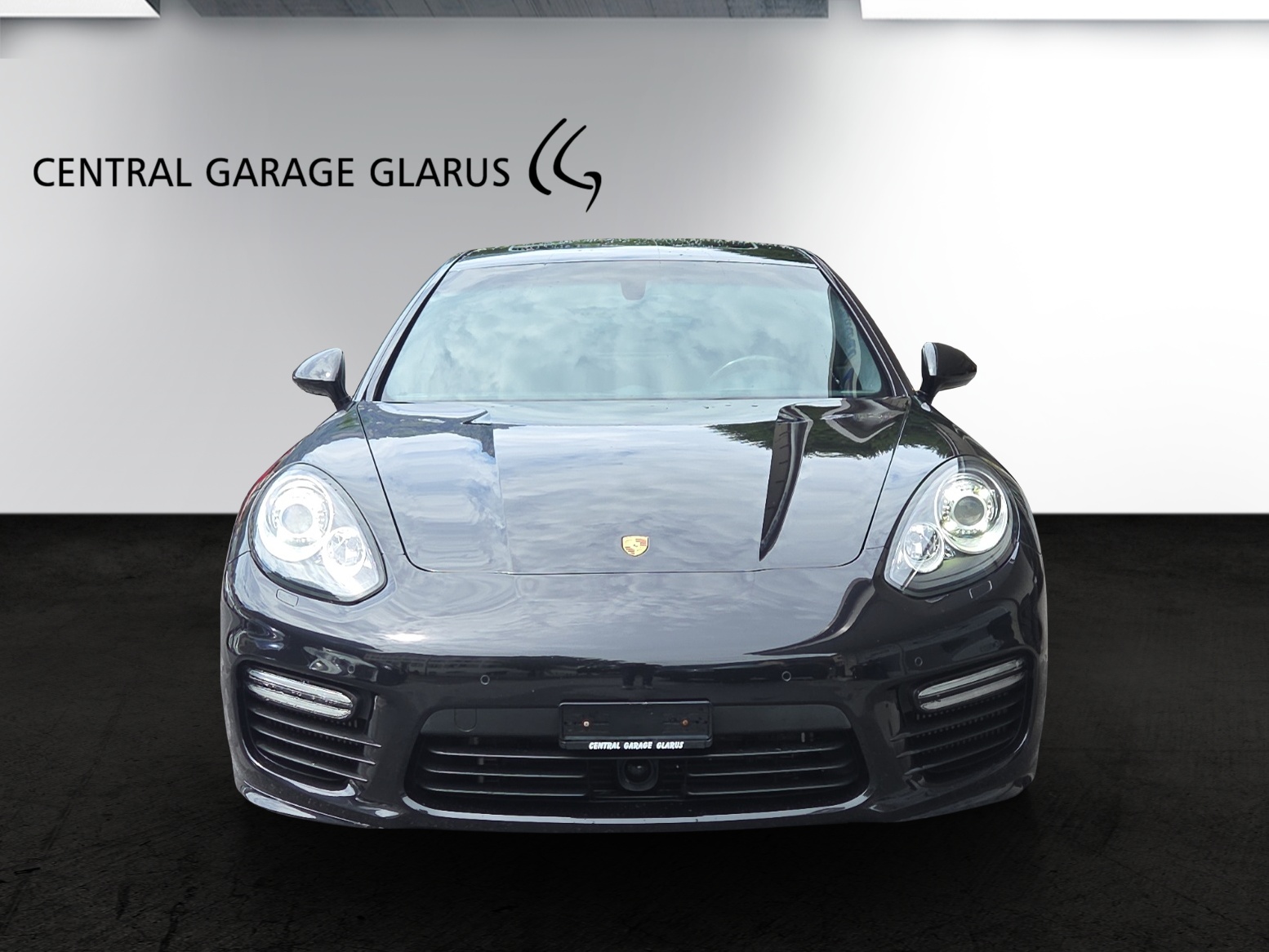 PORSCHE Panamera Turbo 4.8 PDK-image-2
