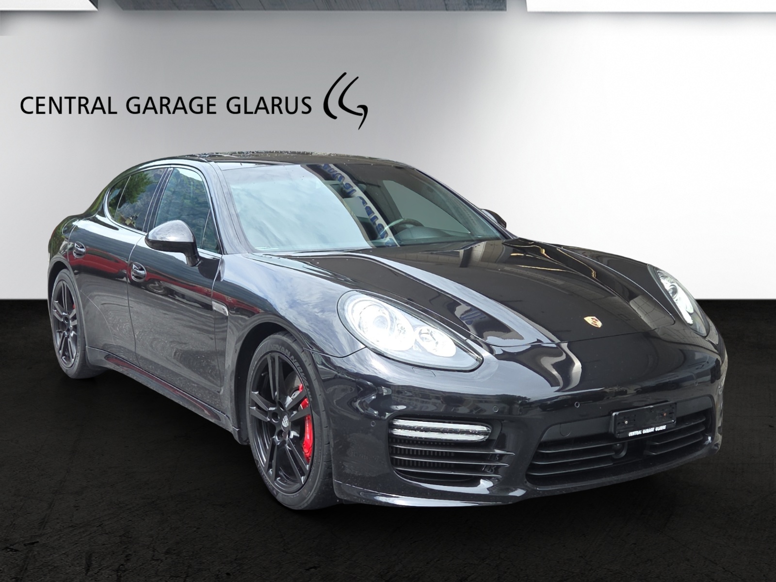 PORSCHE Panamera Turbo 4.8 PDK-image-1