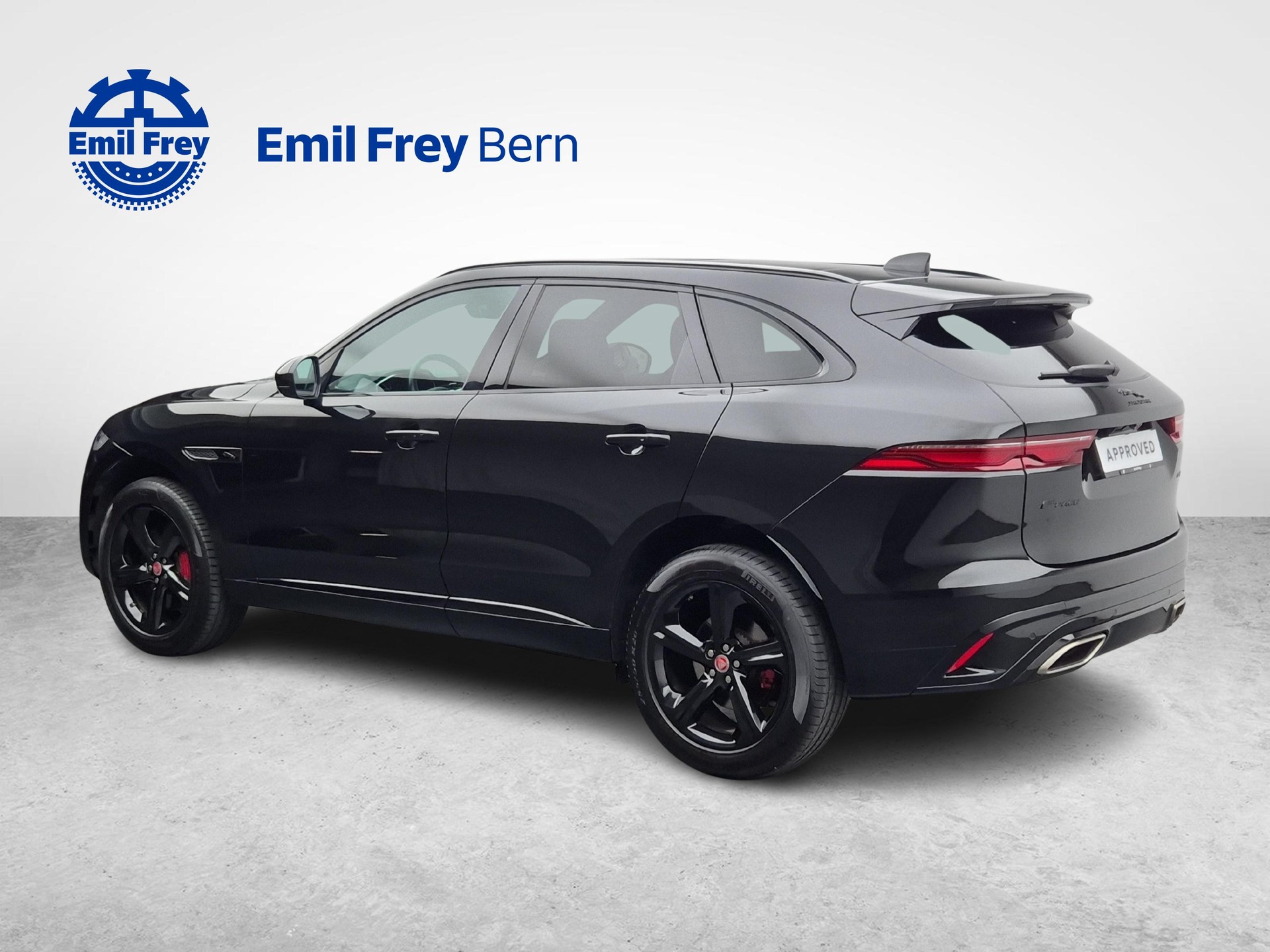 JAGUAR F-Pace 3.0 I6 R-Dynamic SE AWD-image-8