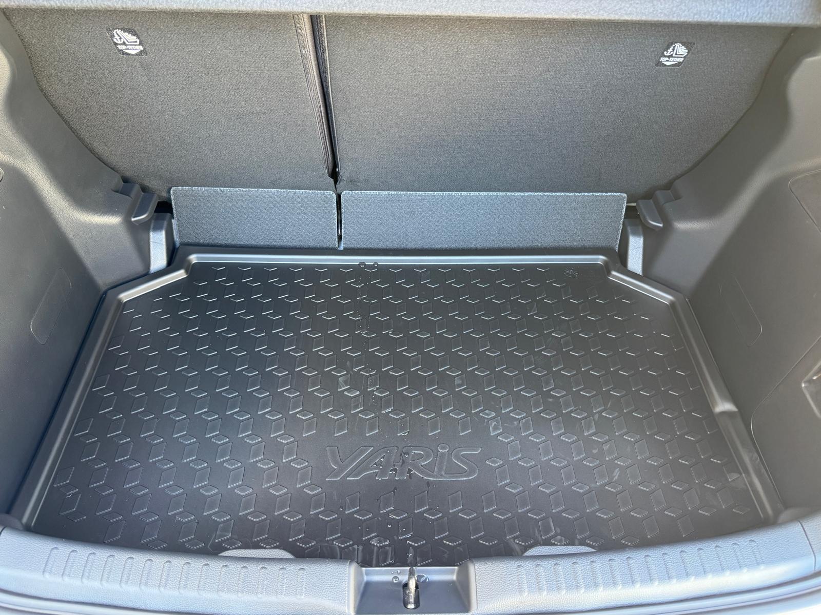 TOYOTA Yaris 1.5 Trend e-CVT-image-14
