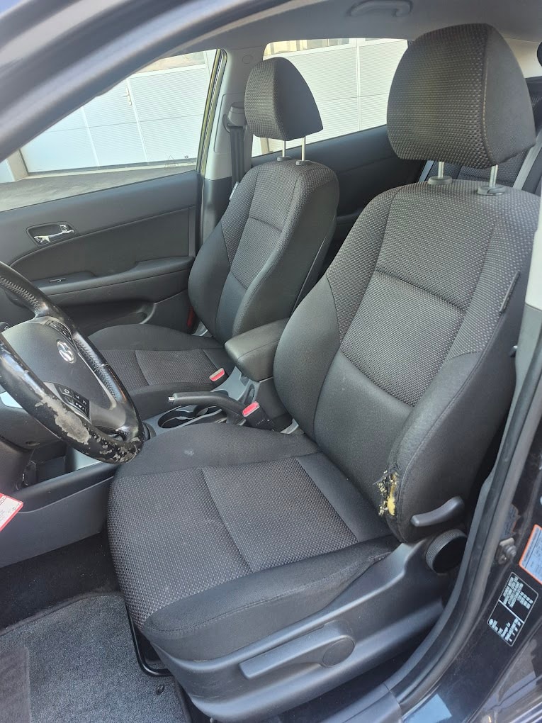 HYUNDAI i30 1.6 Swiss Plus Edition-image-9