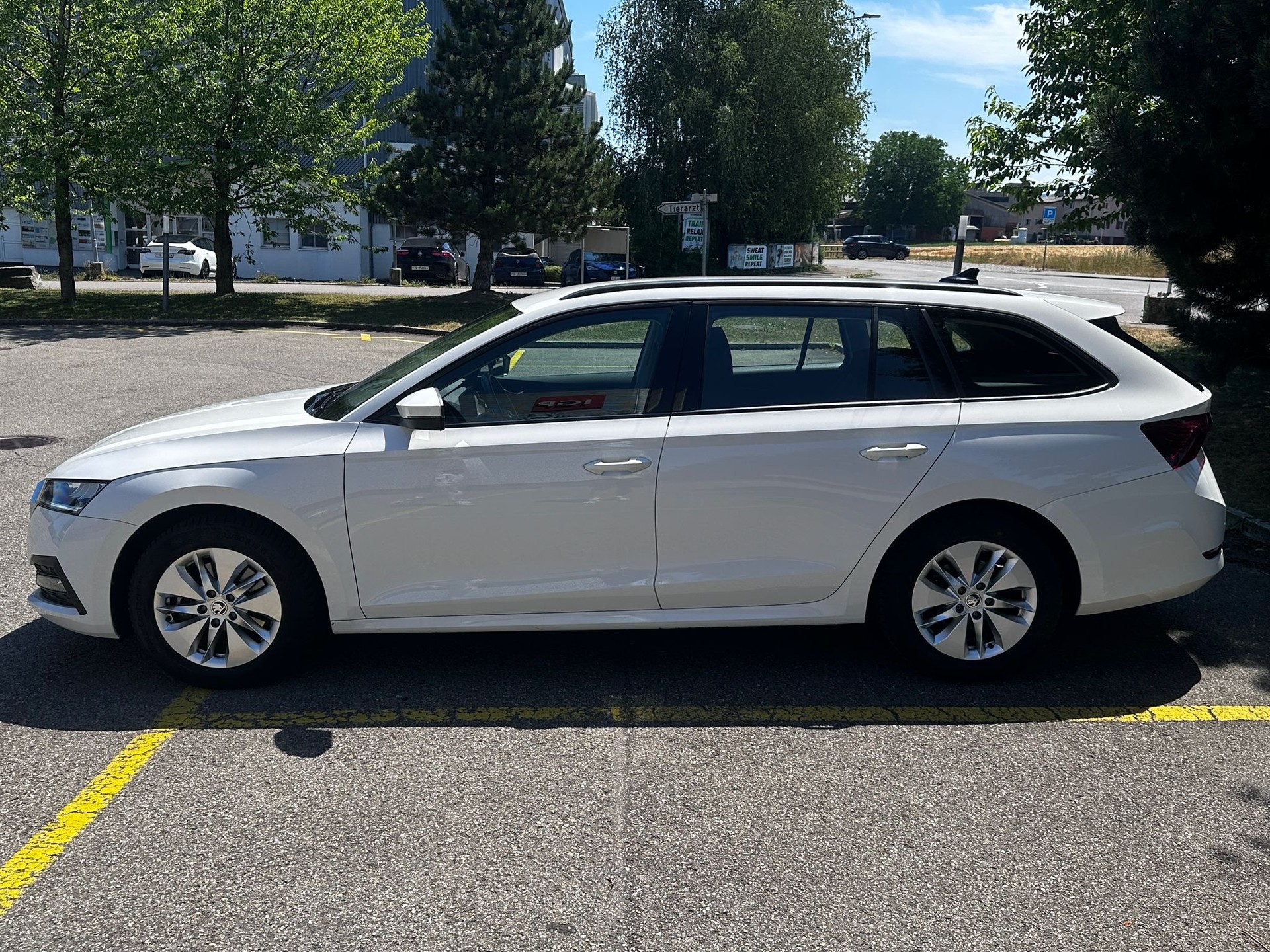 SKODA 2.0 TDI Ambition 4x4 DSG-image-1