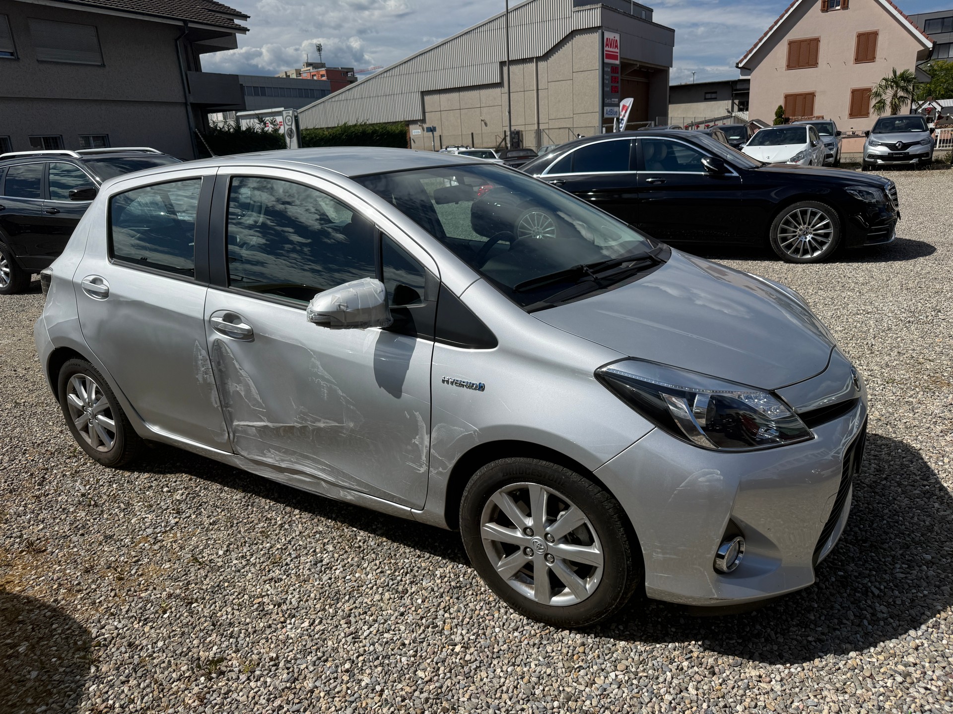 TOYOTA Yaris 1.5 VVT-i Hybrid Sol CVT