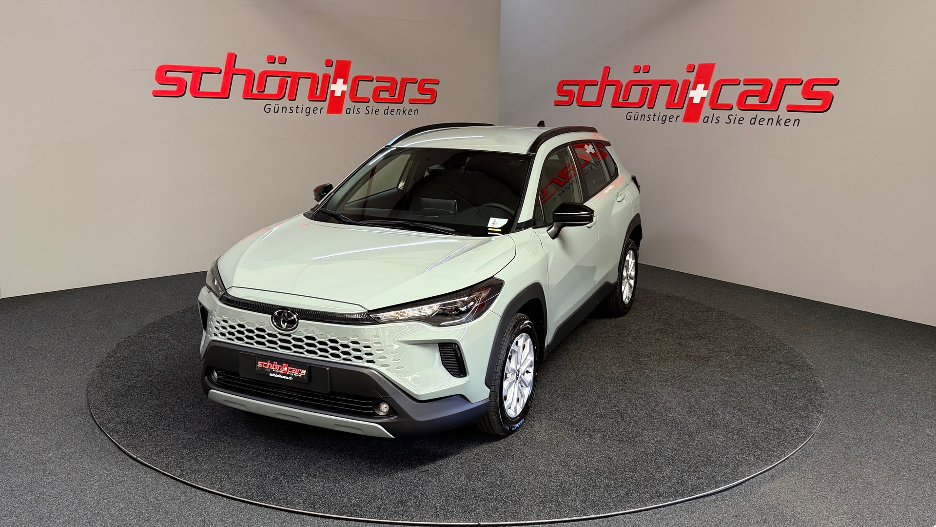 TOYOTA Corolla Cross 1.8 Comfort e-CVT-image-1