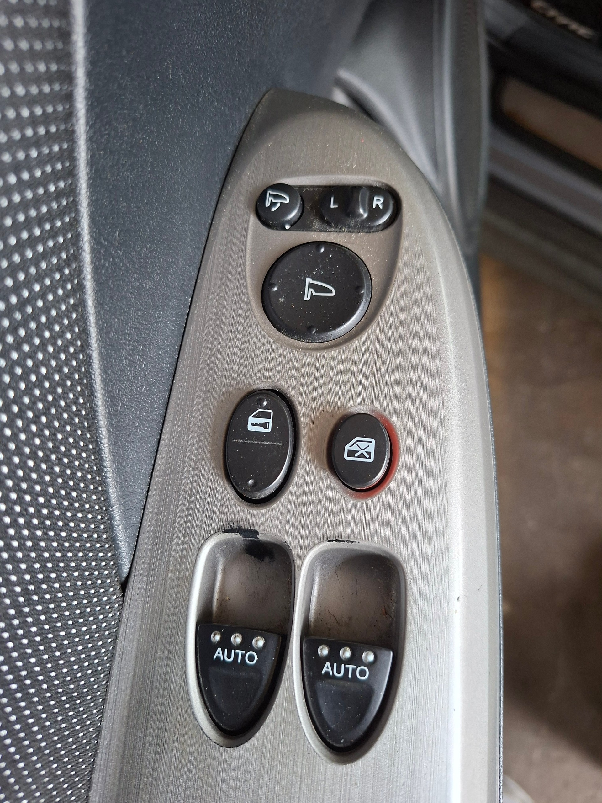 HONDA Civic 1.8i Type-S i-Shift-image-8
