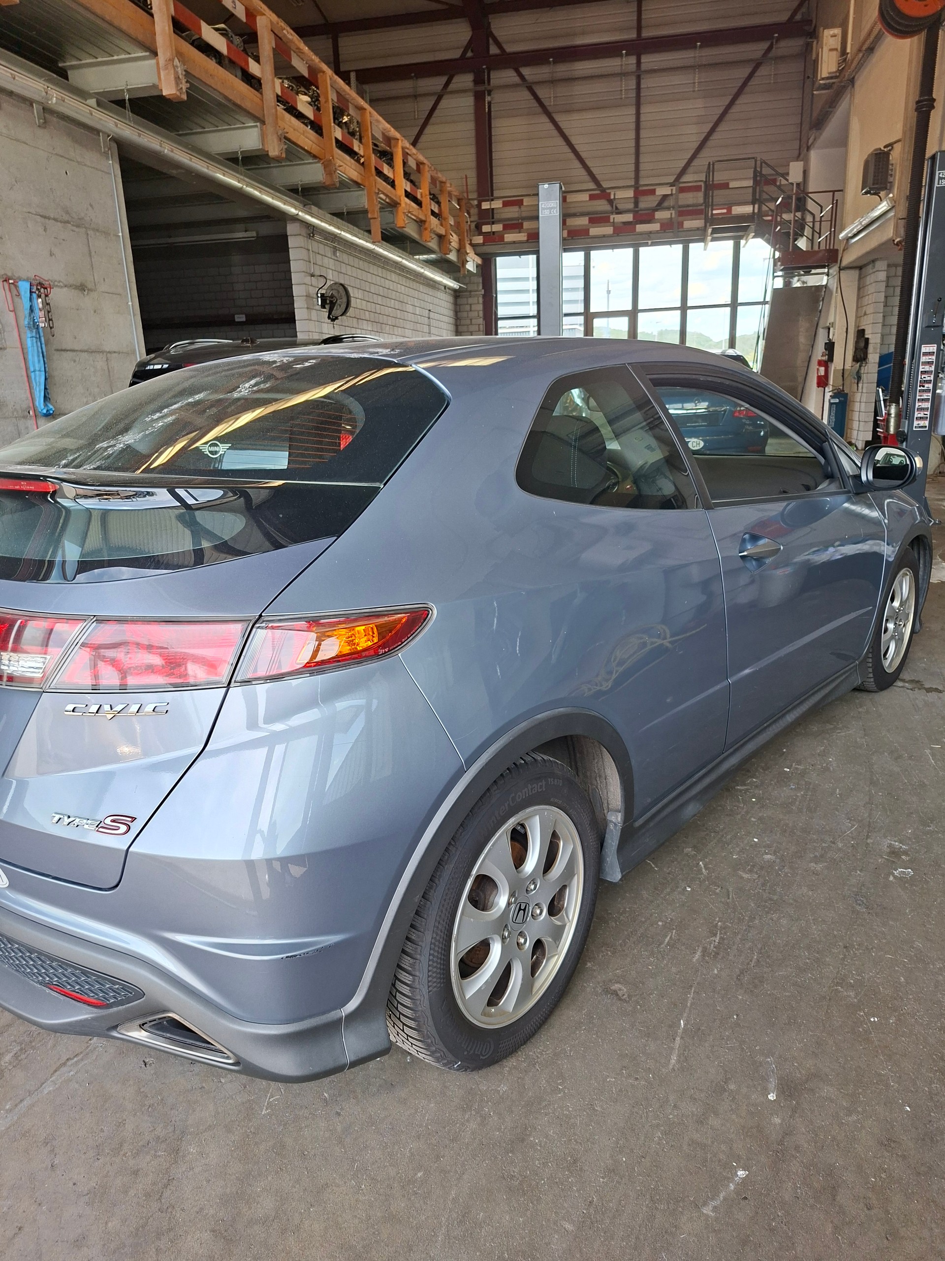HONDA Civic 1.8i Type-S i-Shift-image-3