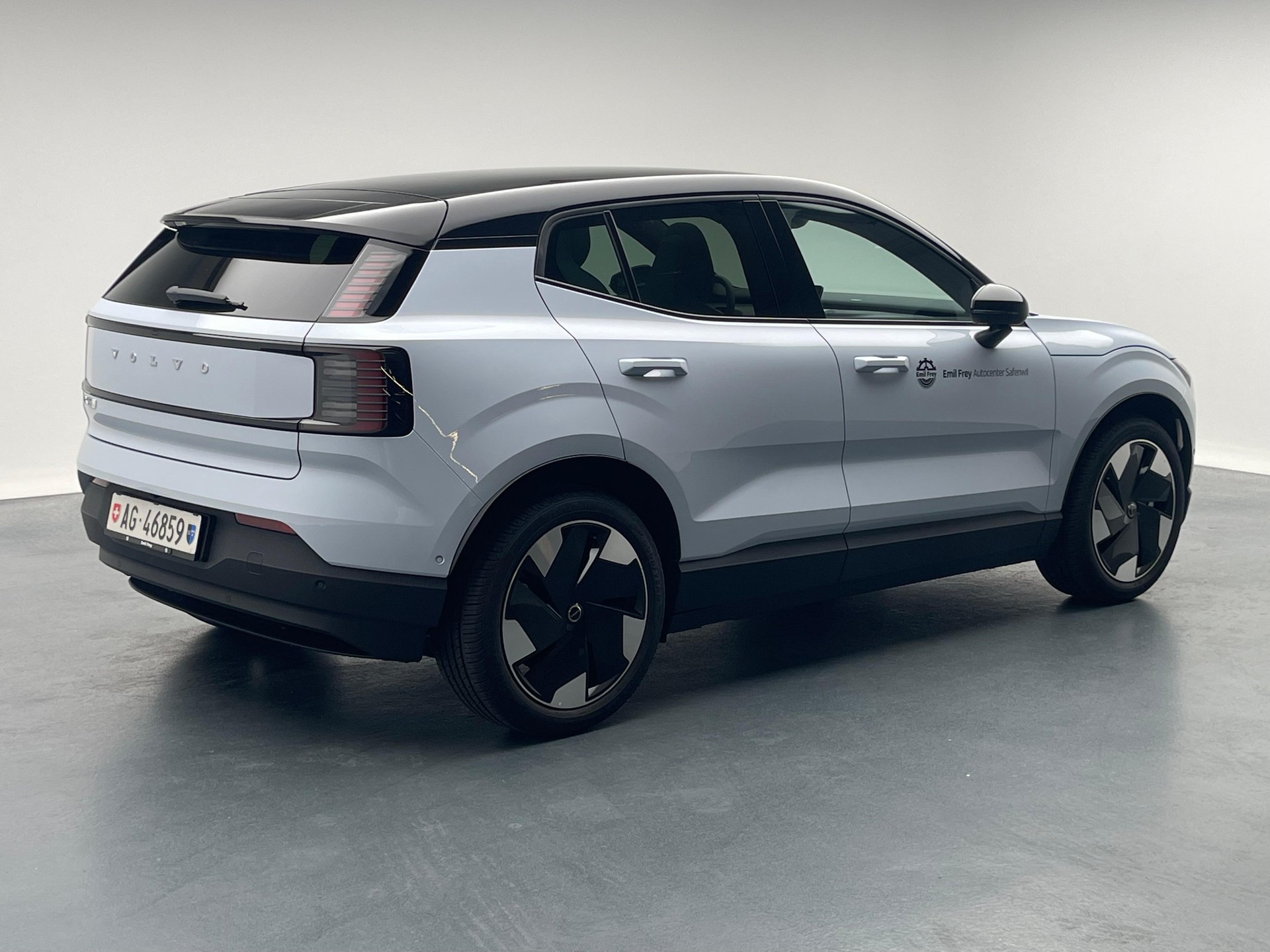 VOLVO EX30 E60 Twin Ultra Performance AWD-image-7