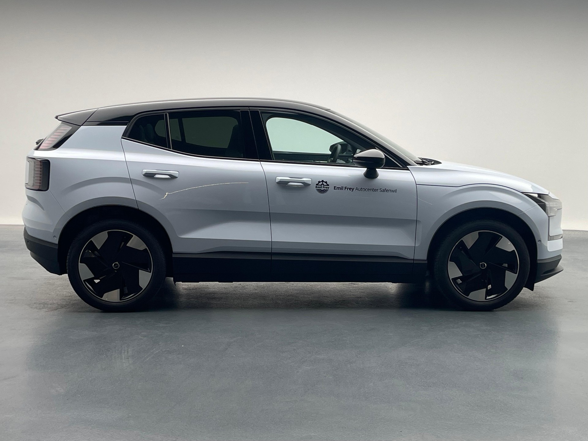 VOLVO EX30 E60 Twin Ultra Performance AWD-image-6