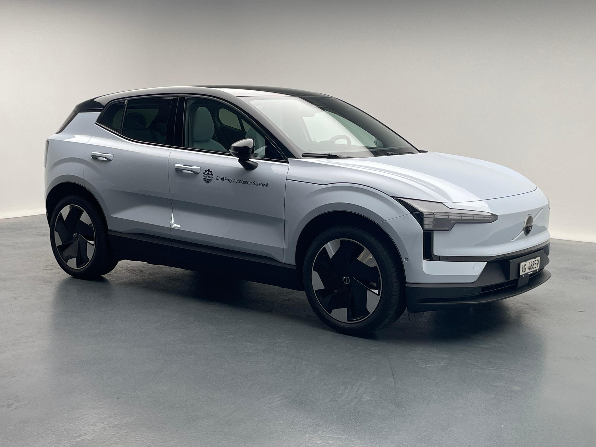VOLVO EX30 E60 Twin Ultra Performance AWD-image-10