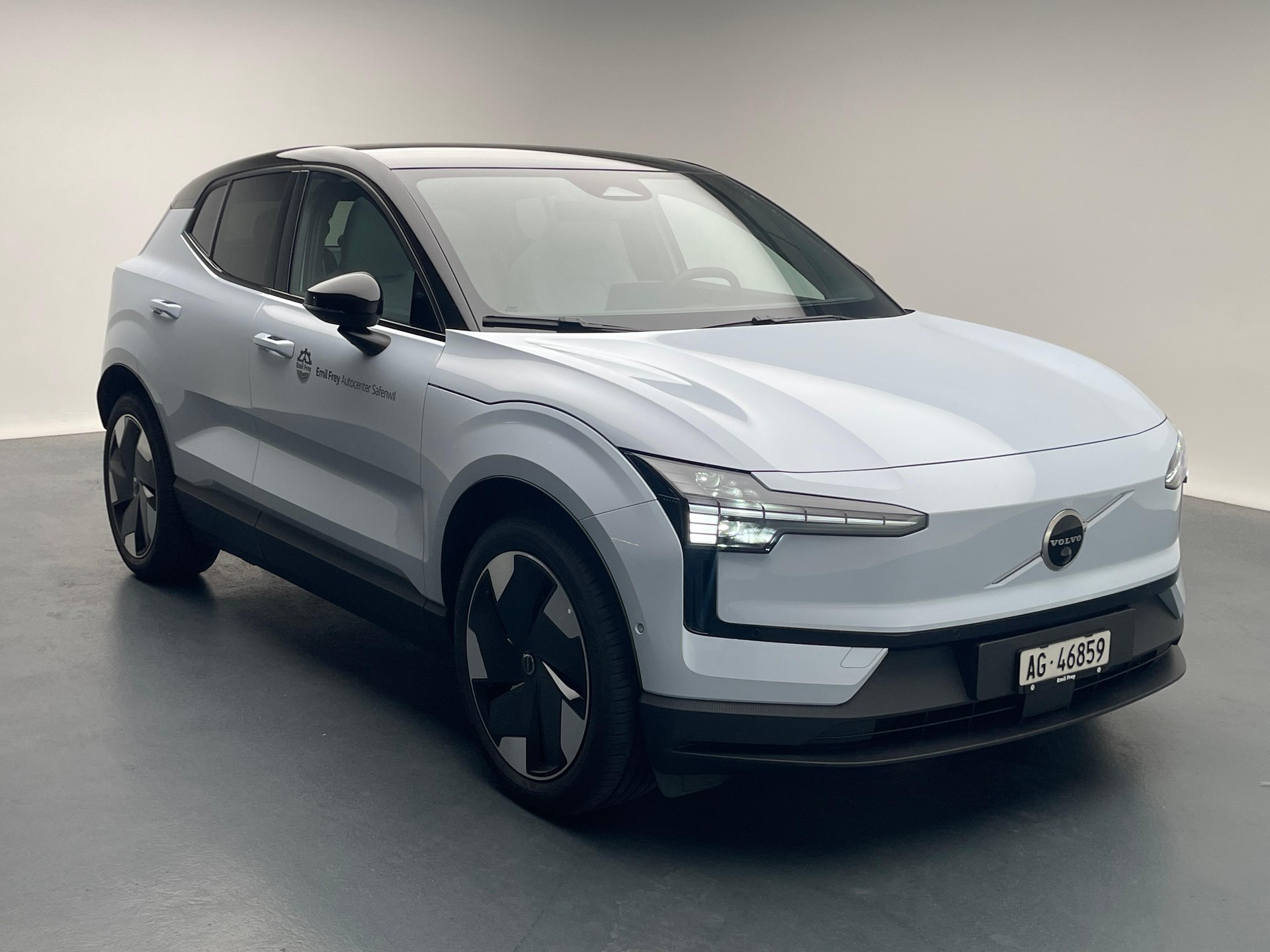 VOLVO EX30 E60 Twin Ultra Performance AWD-image-8