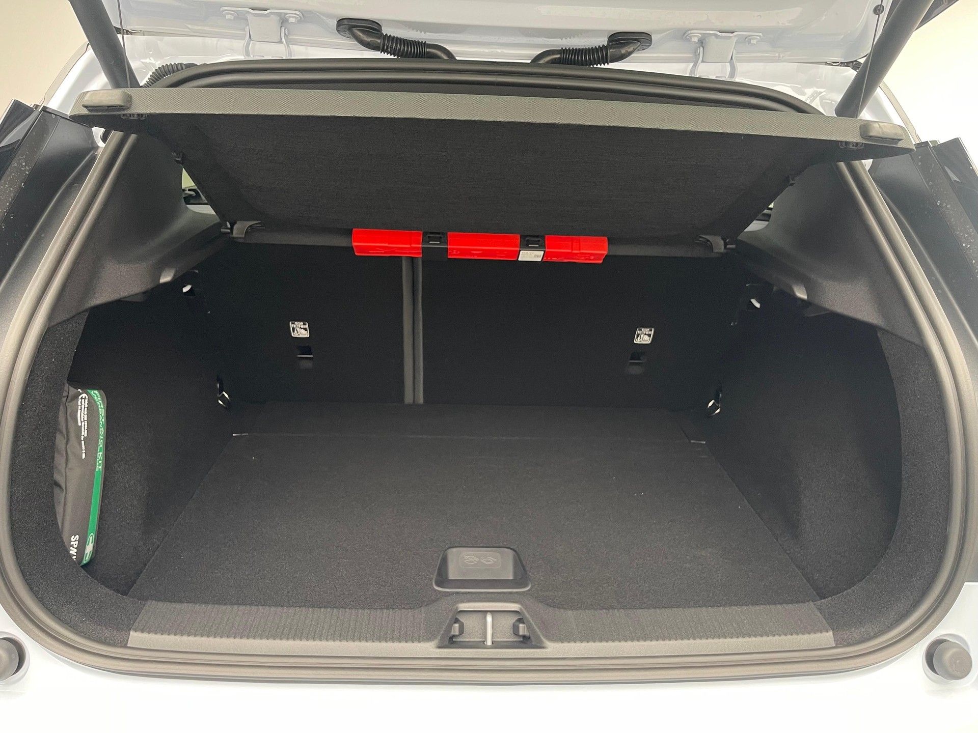 VOLVO EX30 E60 Twin Ultra Performance AWD-image-22