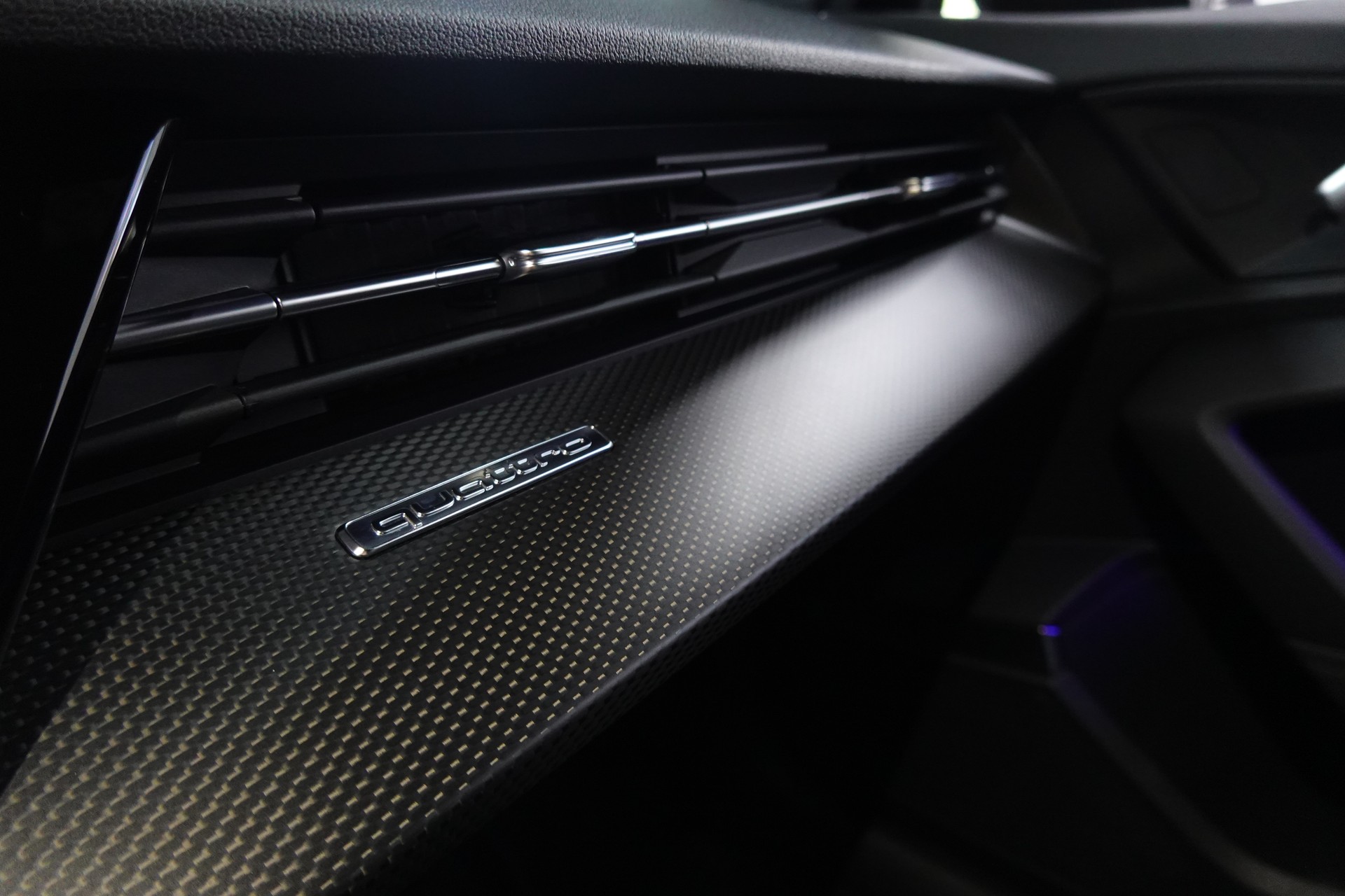 AUDI RS3 SPORTBACK 2.5 TSI QUATTRO S-TRONIC KEMORA EXCLUSIVE FULL ON TOP 20"-image-33