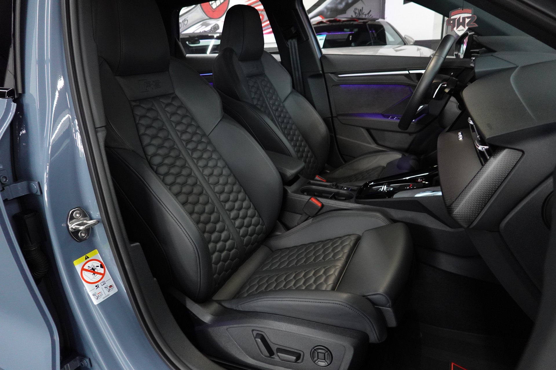 AUDI RS3 SPORTBACK 2.5 TSI QUATTRO S-TRONIC KEMORA EXCLUSIVE FULL ON TOP 20"-image-46