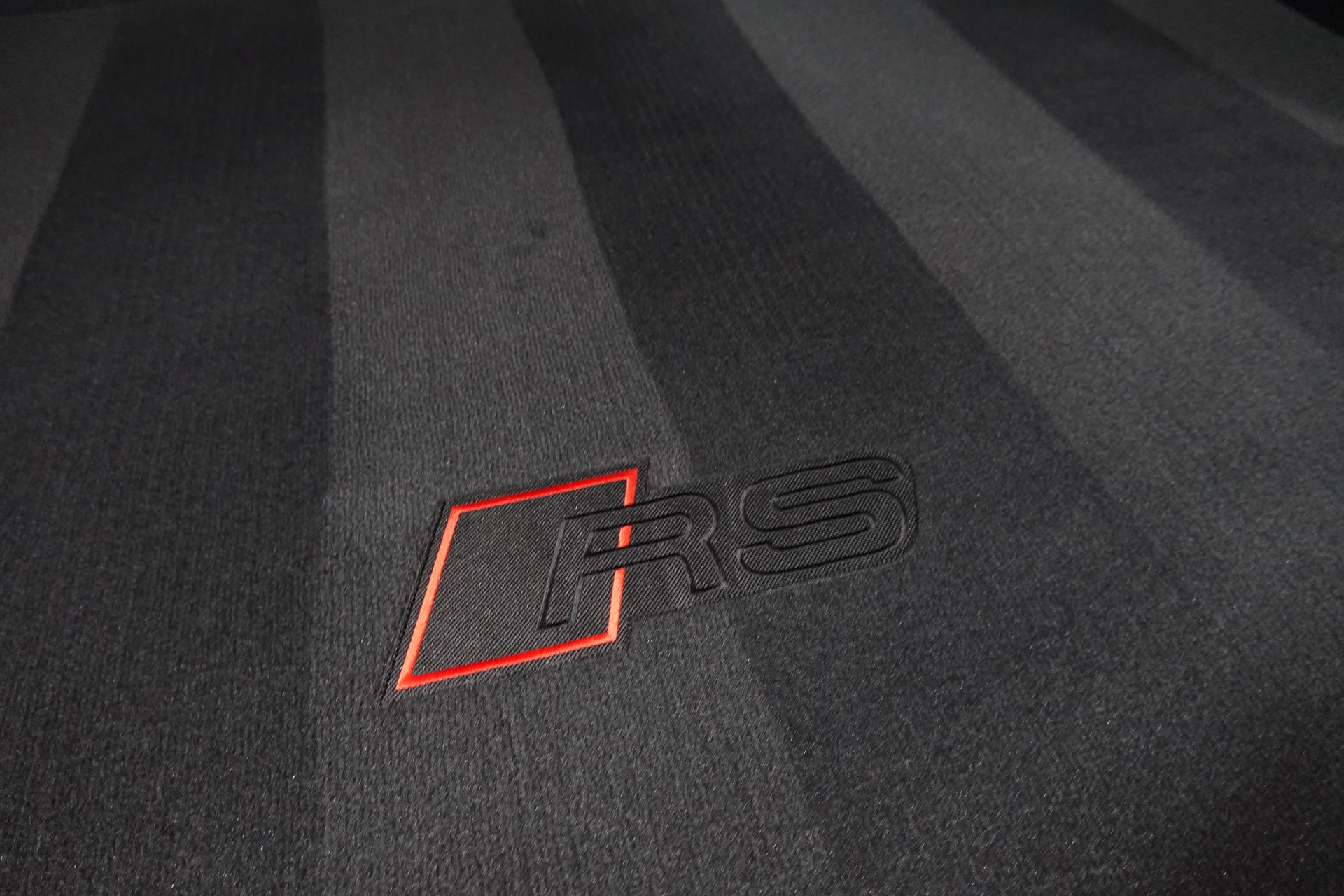 AUDI RS3 SPORTBACK 2.5 TSI QUATTRO S-TRONIC KEMORA EXCLUSIVE FULL ON TOP 20"-image-41