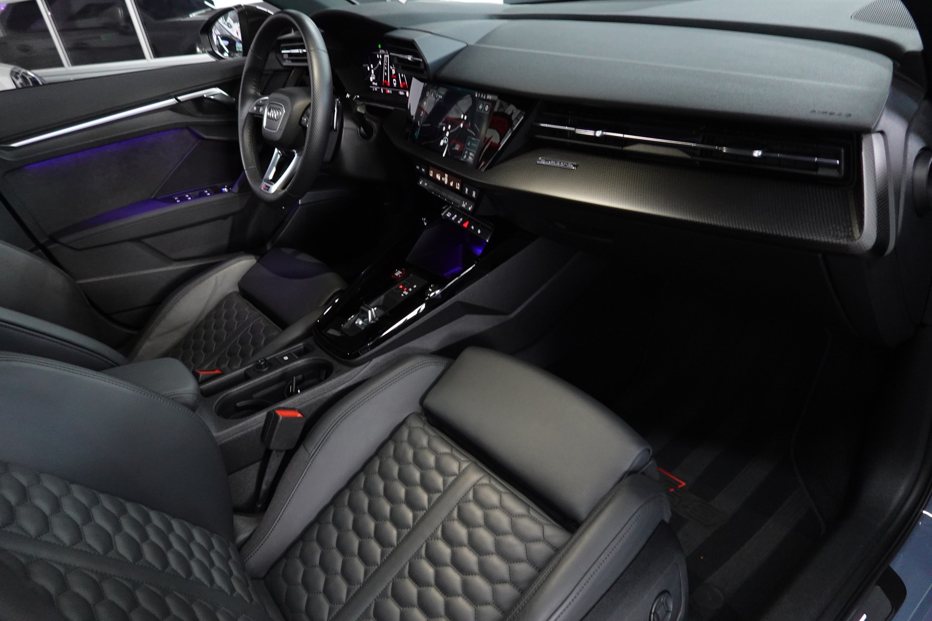 AUDI RS3 SPORTBACK 2.5 TSI QUATTRO S-TRONIC KEMORA EXCLUSIVE FULL ON TOP 20"-image-48