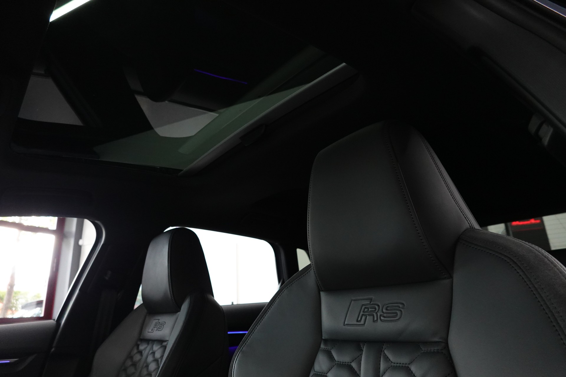 AUDI RS3 SPORTBACK 2.5 TSI QUATTRO S-TRONIC KEMORA EXCLUSIVE FULL ON TOP 20"-image-37