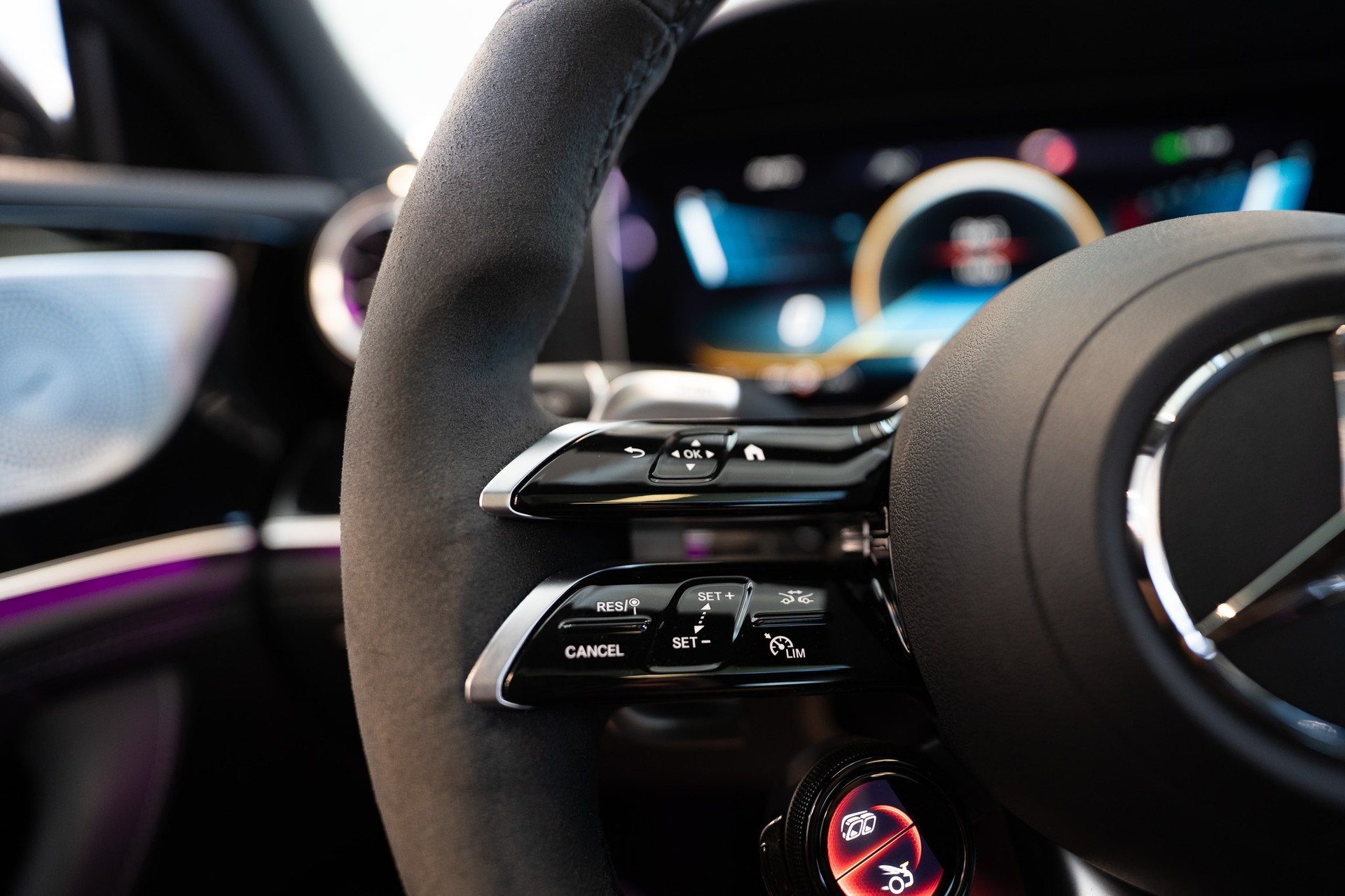MERCEDES-BENZ AMG GT 53 4matic+ / Facelift / Carbon Keramik Bremsen / Glasdach / 360°Kamera /-image-19