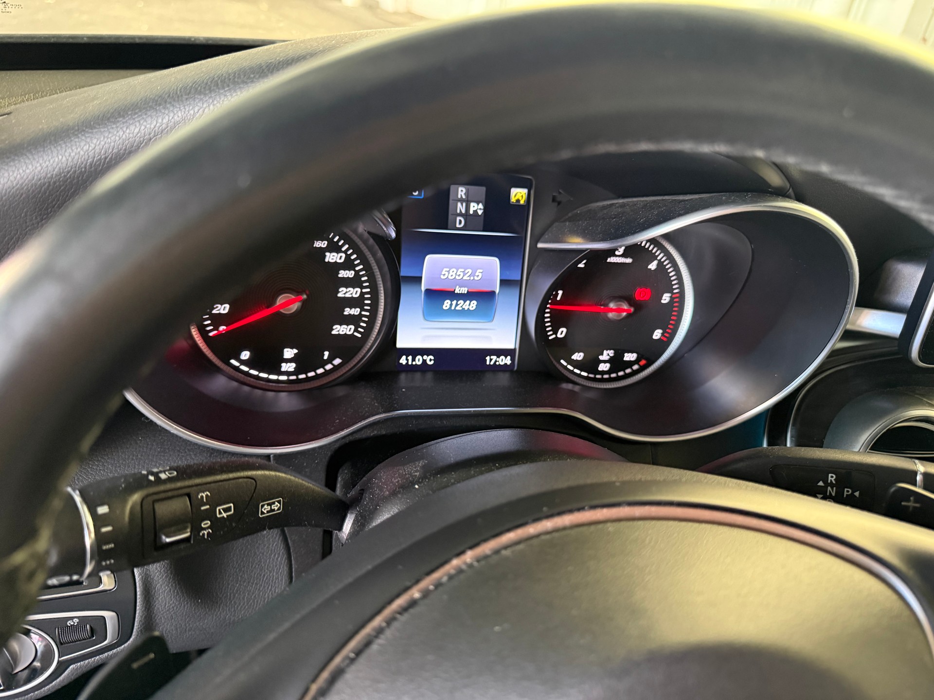 MERCEDES-BENZ C 220 BlueTEC AMG Line-image-11