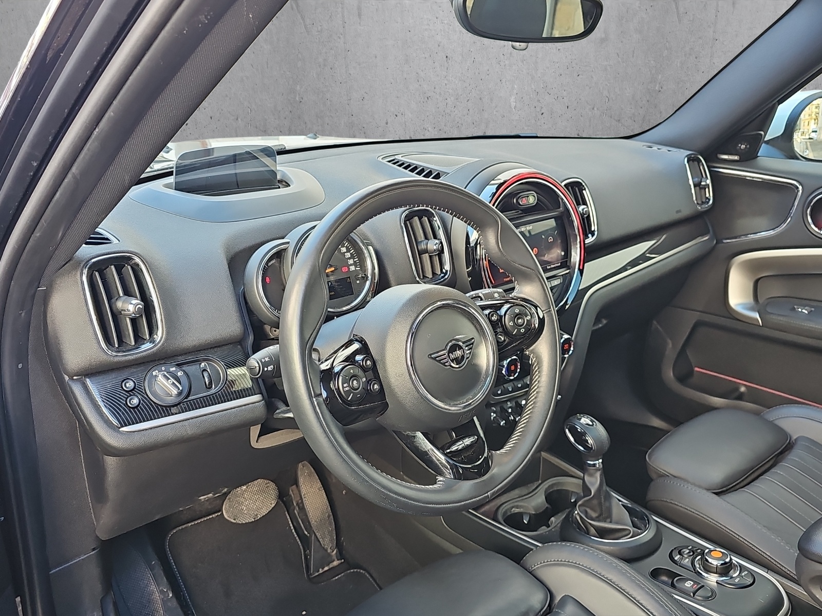 MINI Countryman Cooper S E ALL4 PHEV Steptronic-image-7