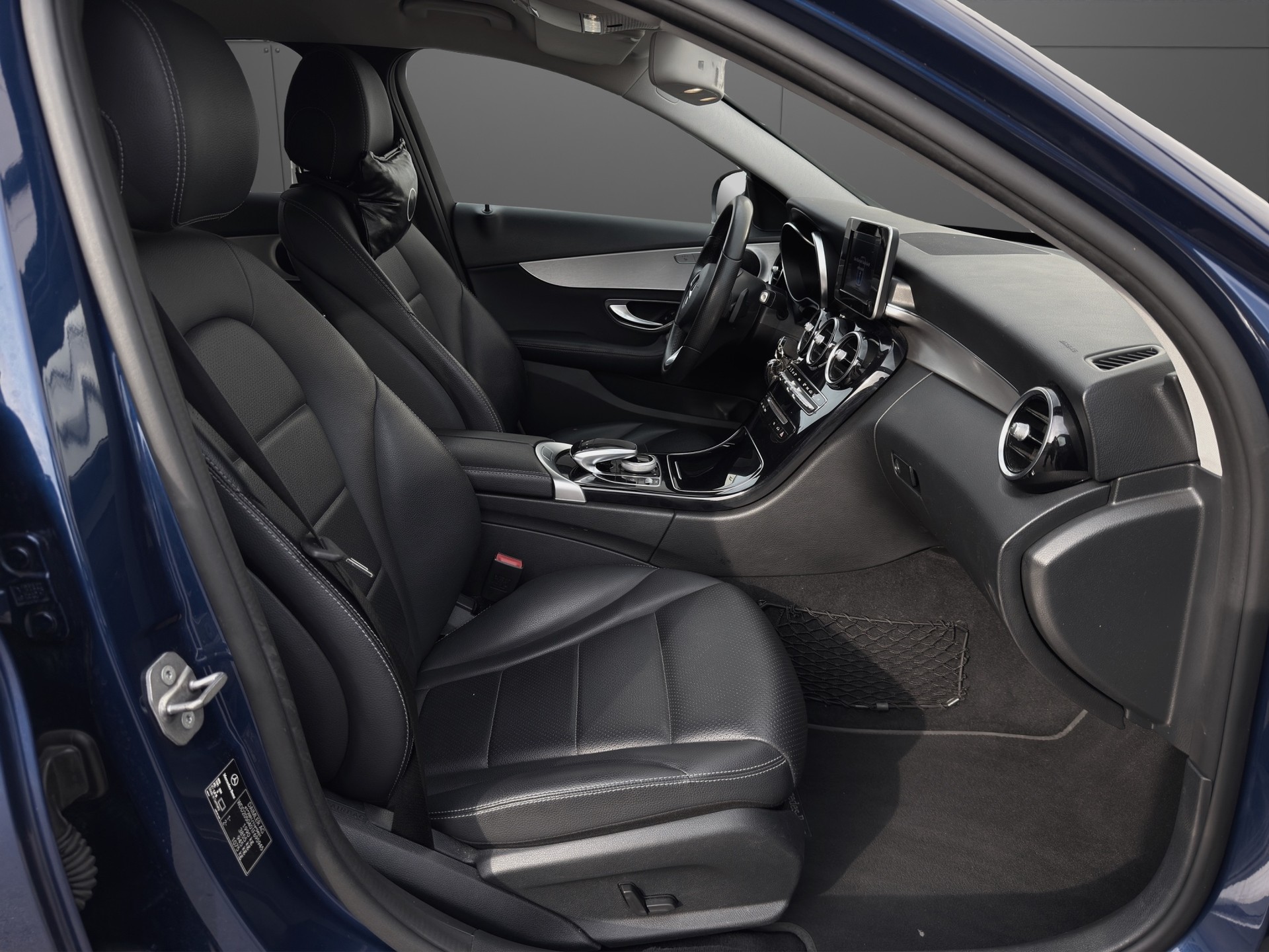 MERCEDES-BENZ C 180 Avantgarde 9G-Tronic-image-9