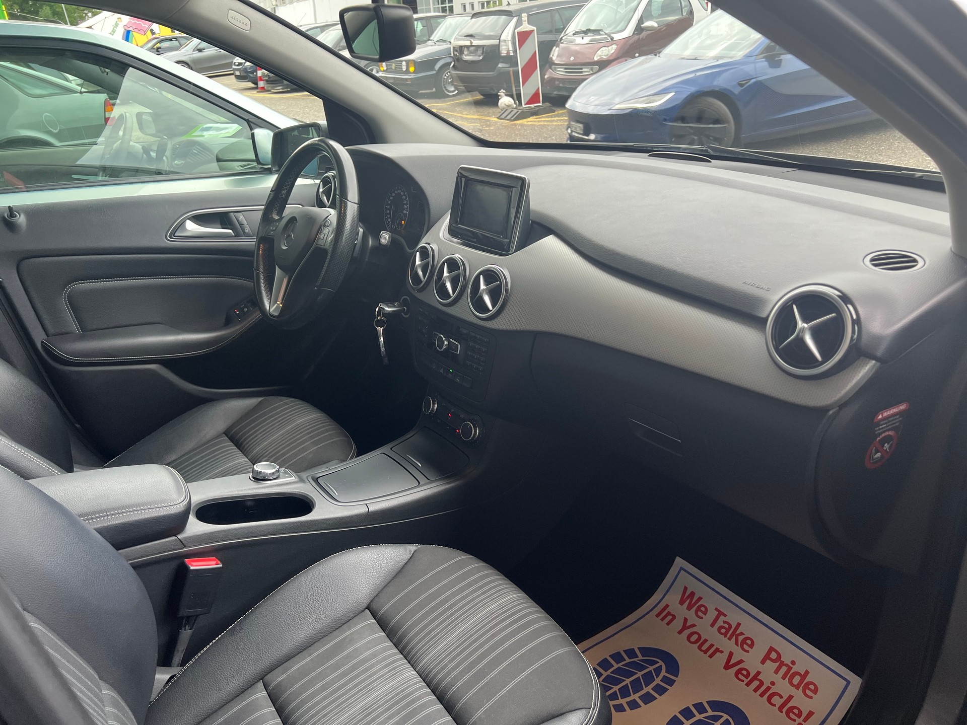 MERCEDES-BENZ B 200 7G-DCT-image-8