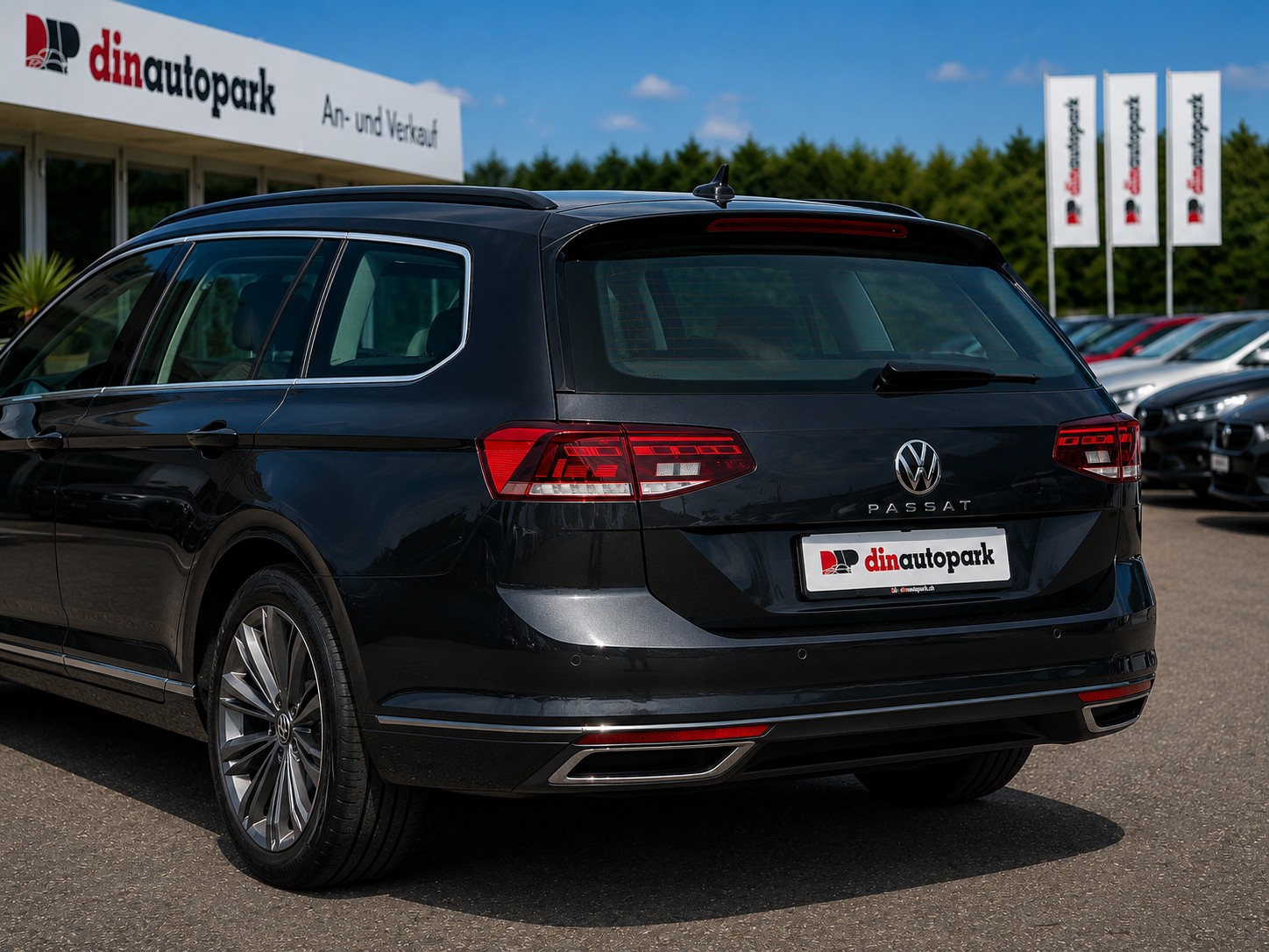 VW Passat 2.0 TDI BMT Business DSG * CH-Fahrzeug * inkl. 1 Jahr Garantie *-image-4
