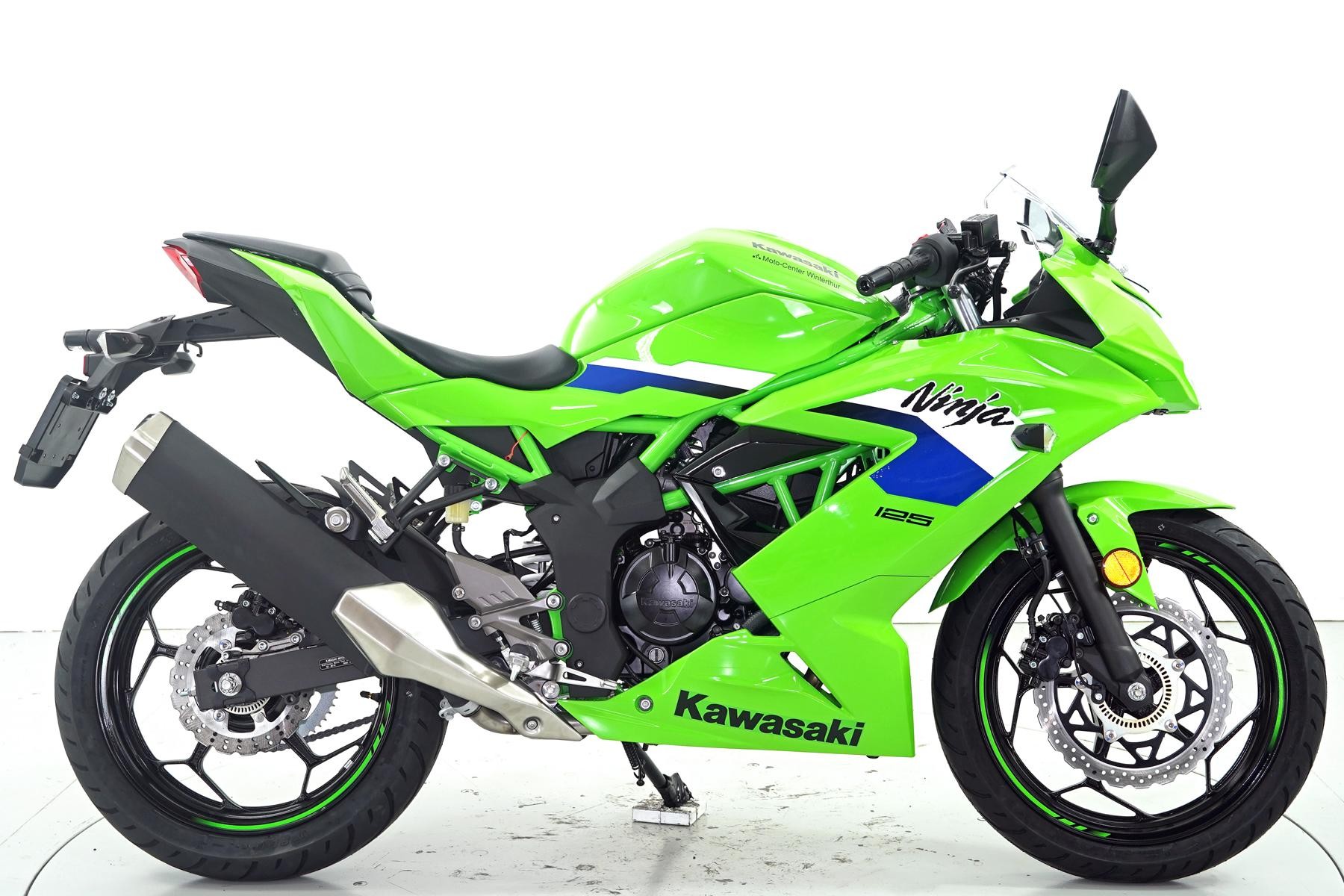 KAWASAKI Ninja 125 ABS-showroom-element-3
