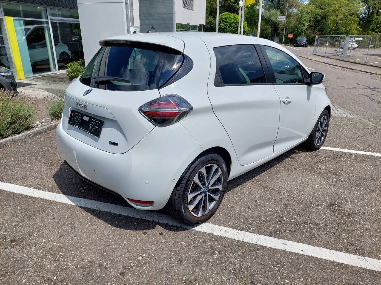 RENAULT Zoe R135 Intens (Batteriemiete)-image-3