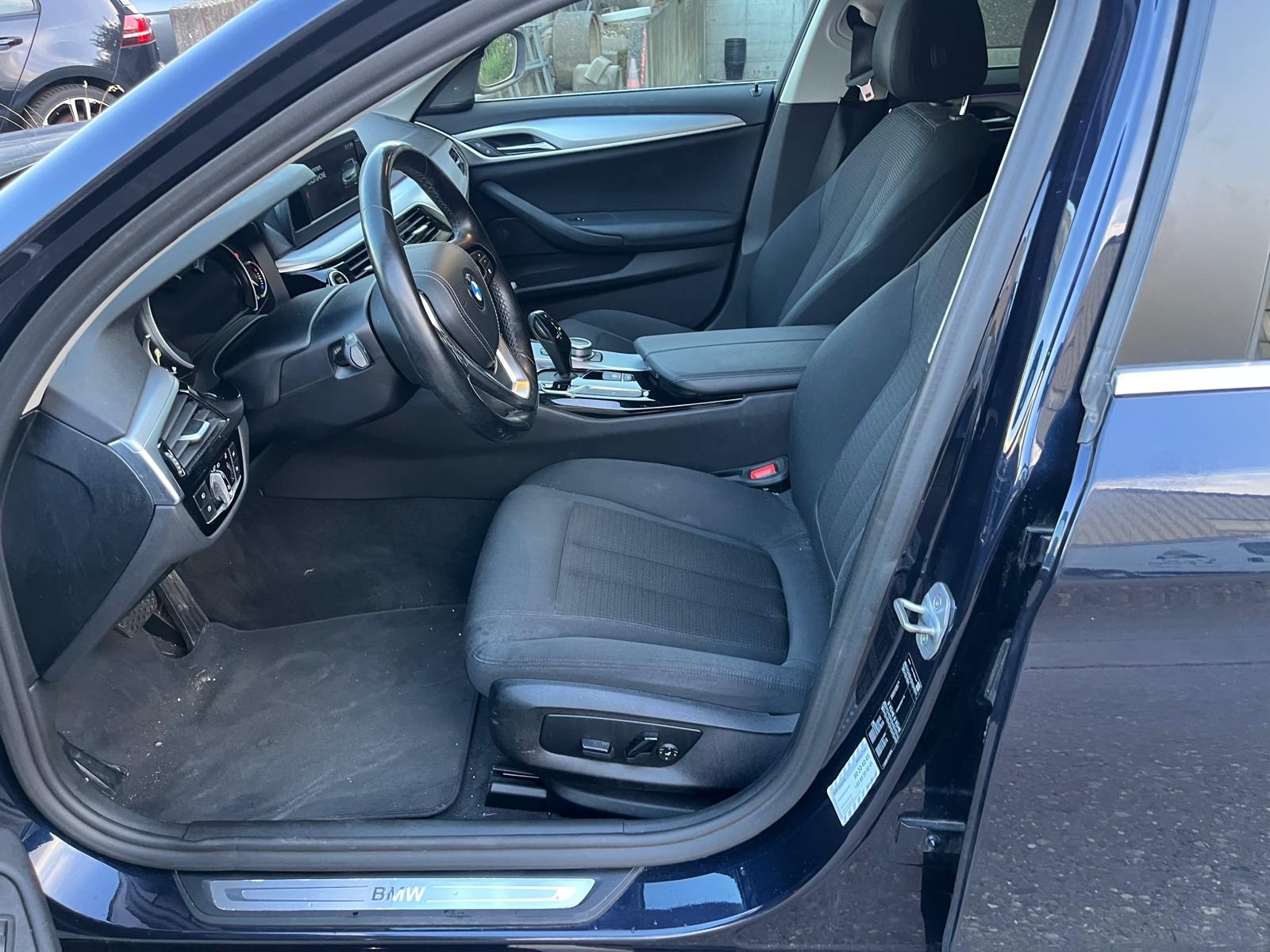 BMW 520d Touring Steptronic-image-10