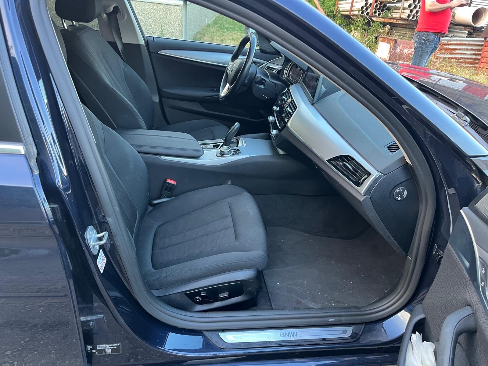 BMW 520d Touring Steptronic-image-11