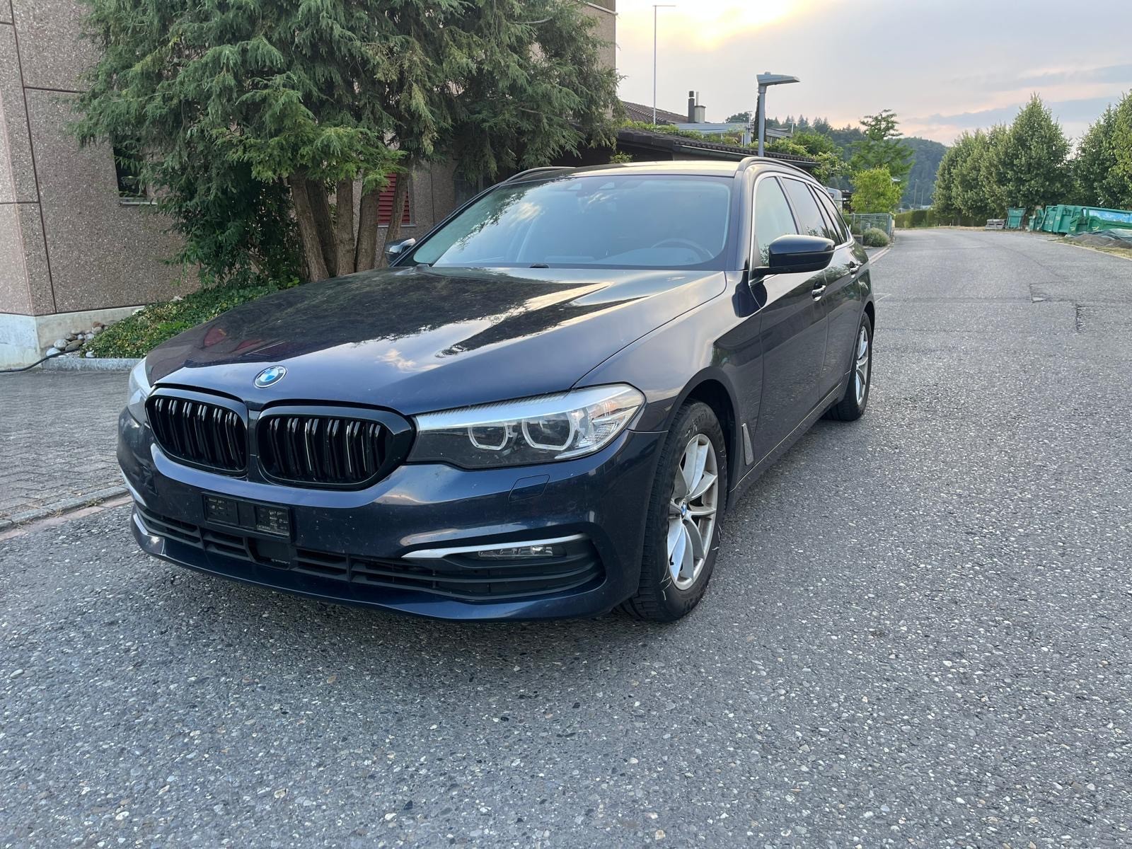 BMW 520d Touring Steptronic-image-0