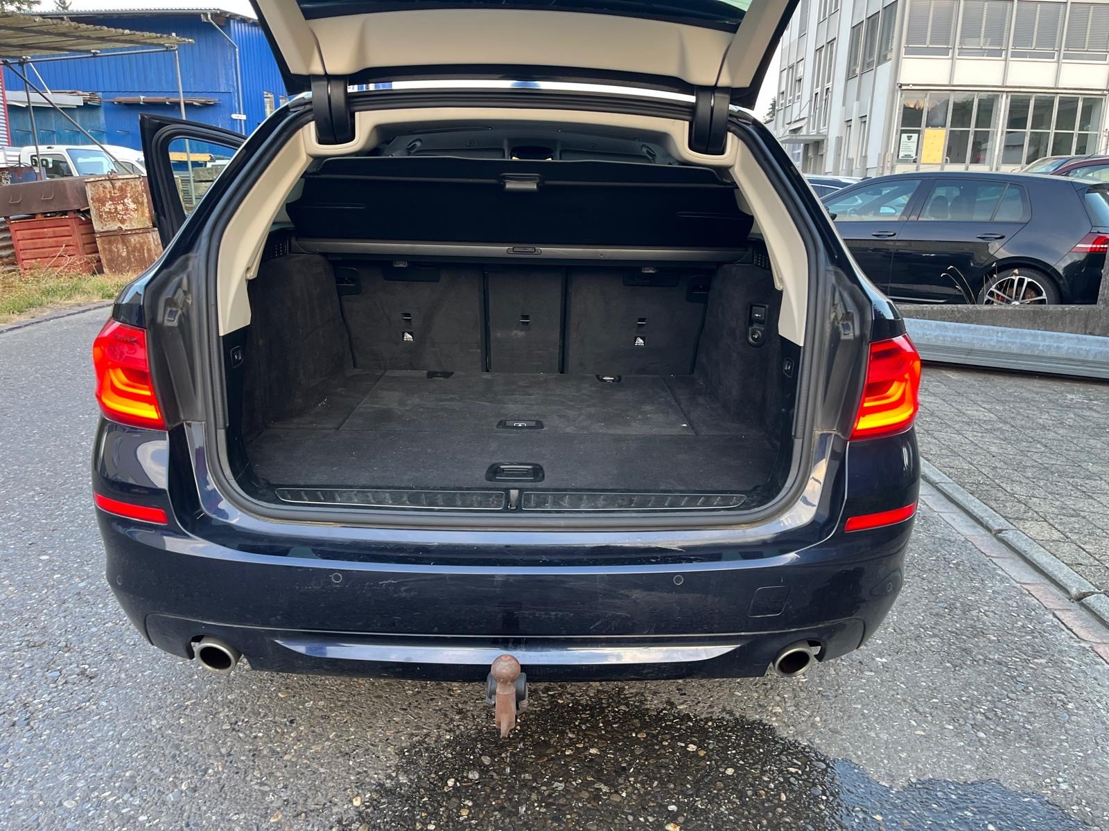 BMW 520d Touring Steptronic-image-13