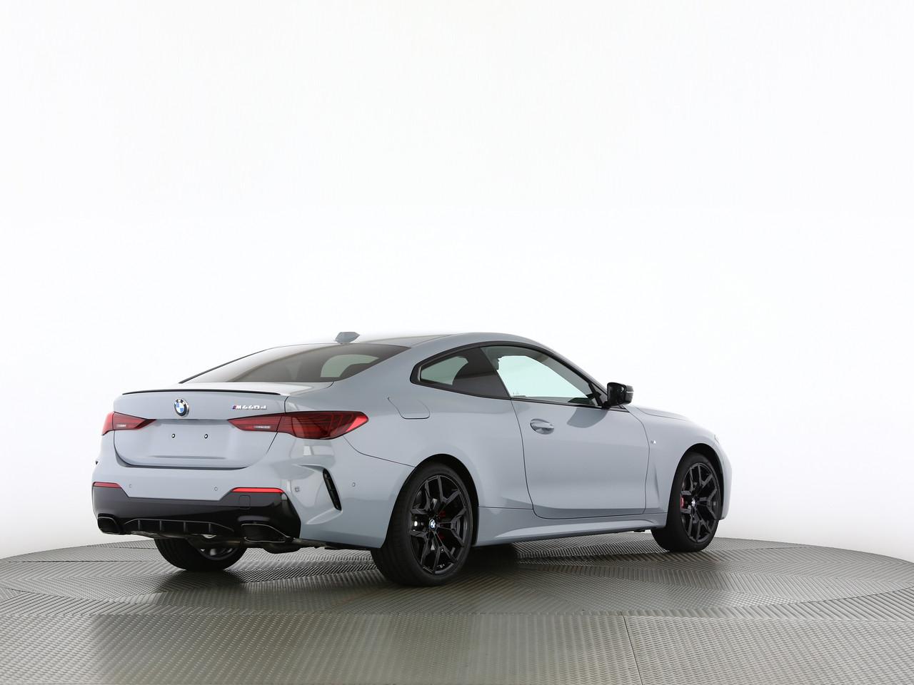 BMW M440d xDrive Coupé-image-13