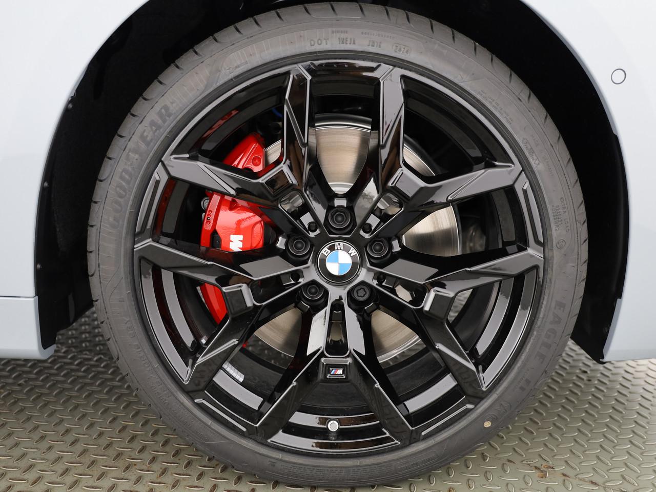 BMW M440d xDrive Coupé-image-27