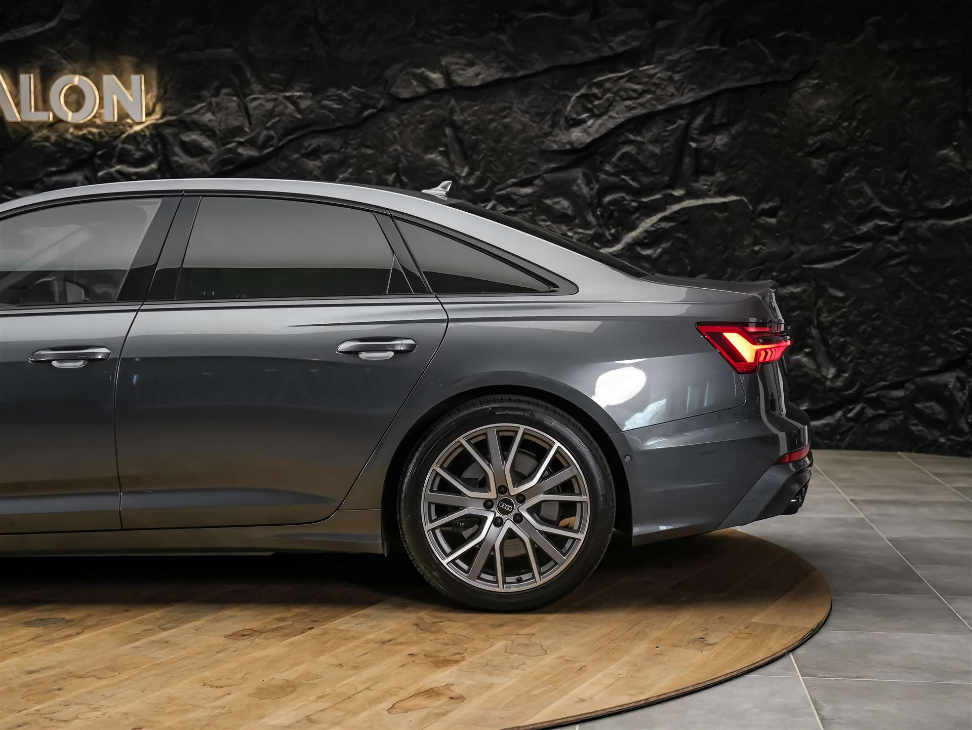 AUDI S6 Limousine 3.0 TDI quattro tiptronic *Head Up*Matrix LED Scheinwerfer*Bang&Olufsen*-image-18