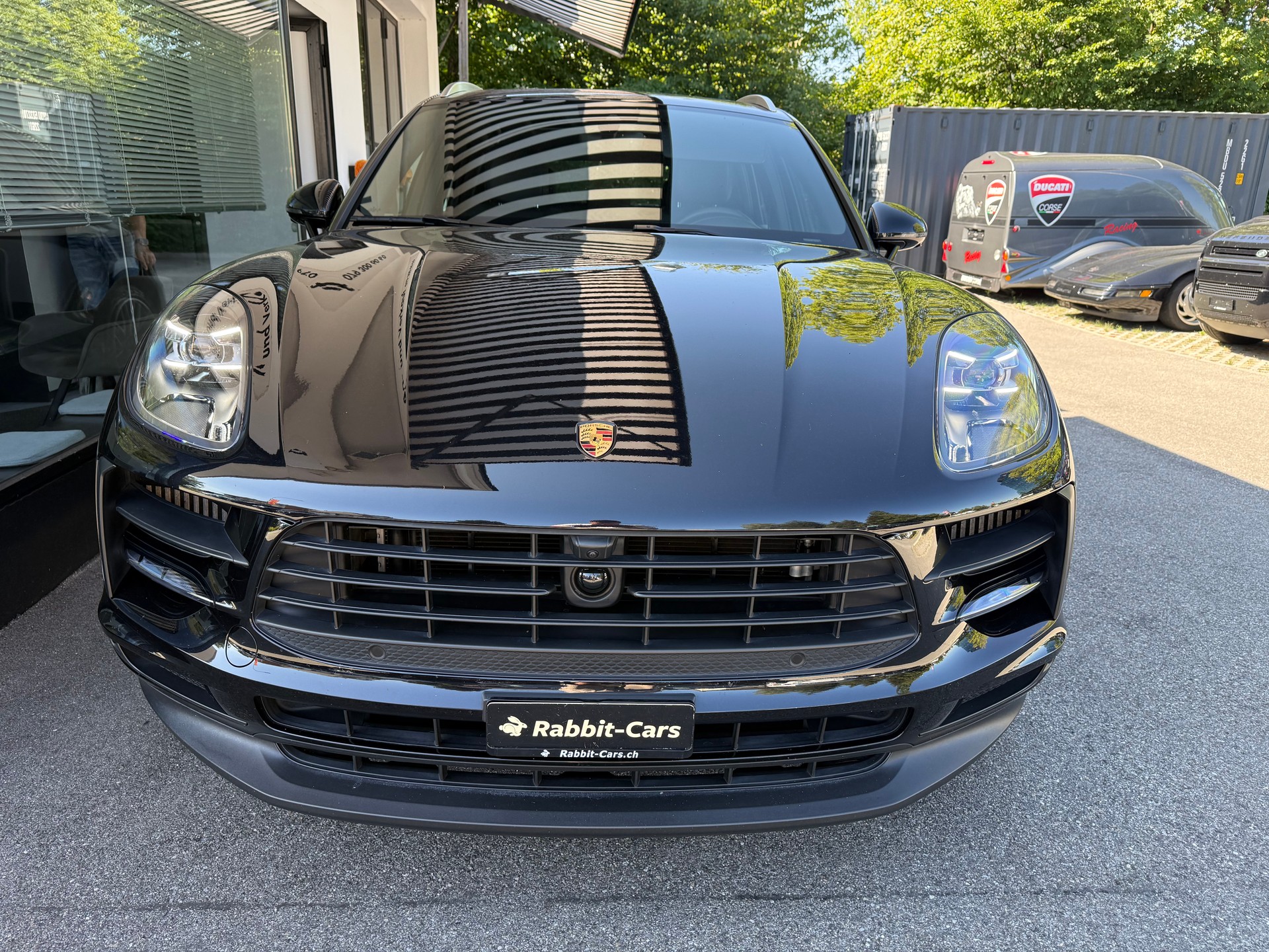 PORSCHE Macan S PDK-showroom-element-2