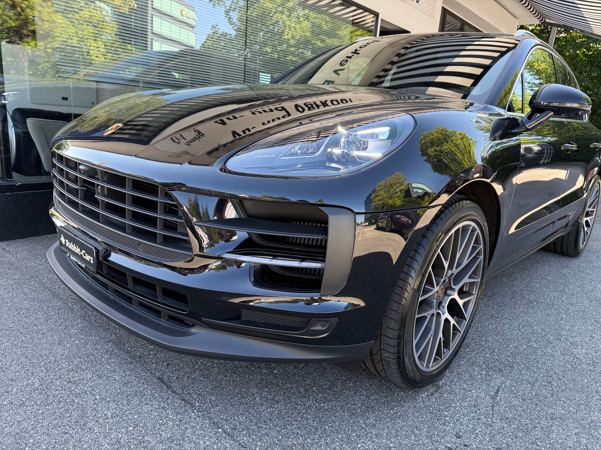 PORSCHE Macan S PDK-showroom-element-1