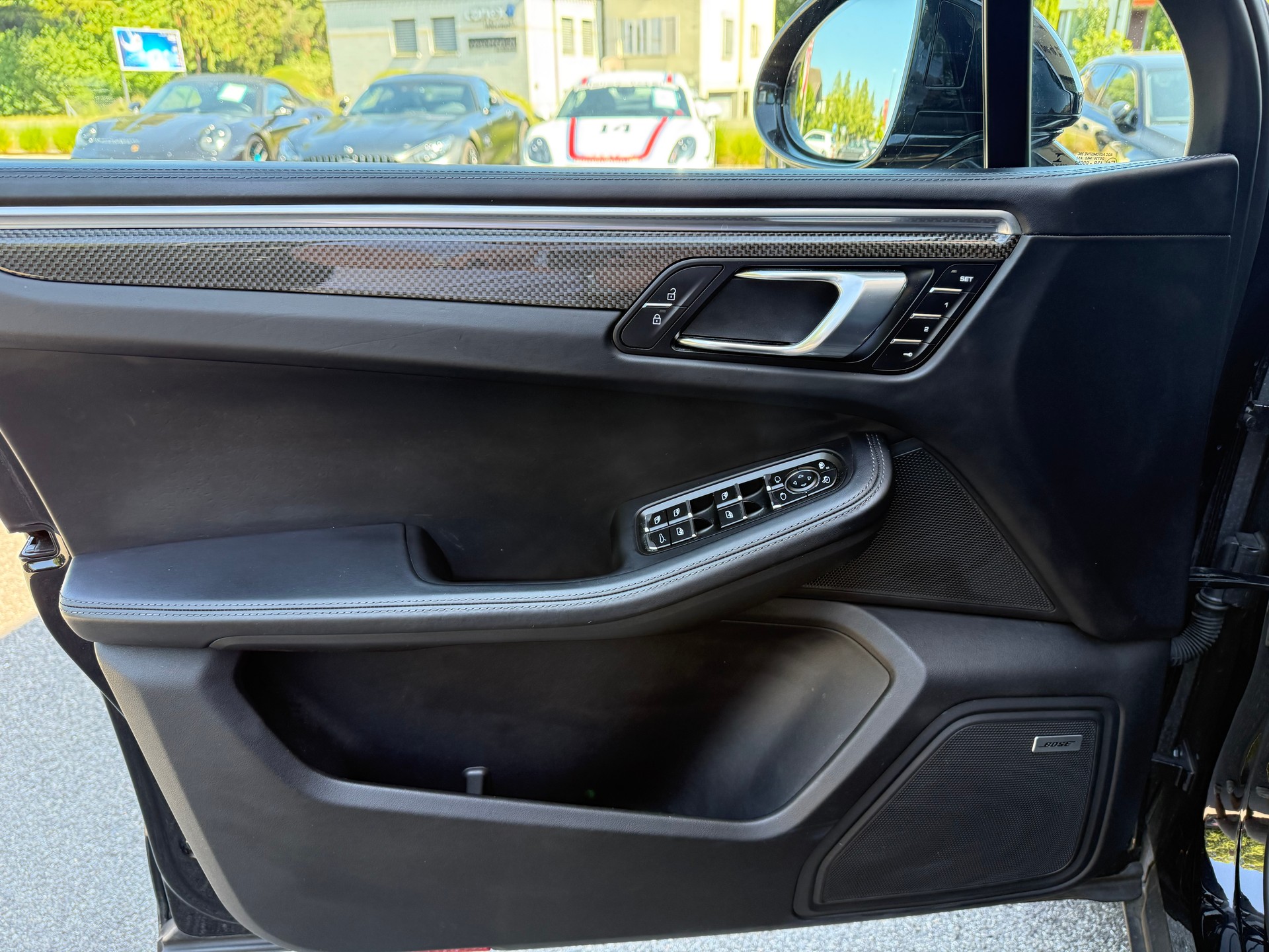 PORSCHE Macan S PDK-image-10