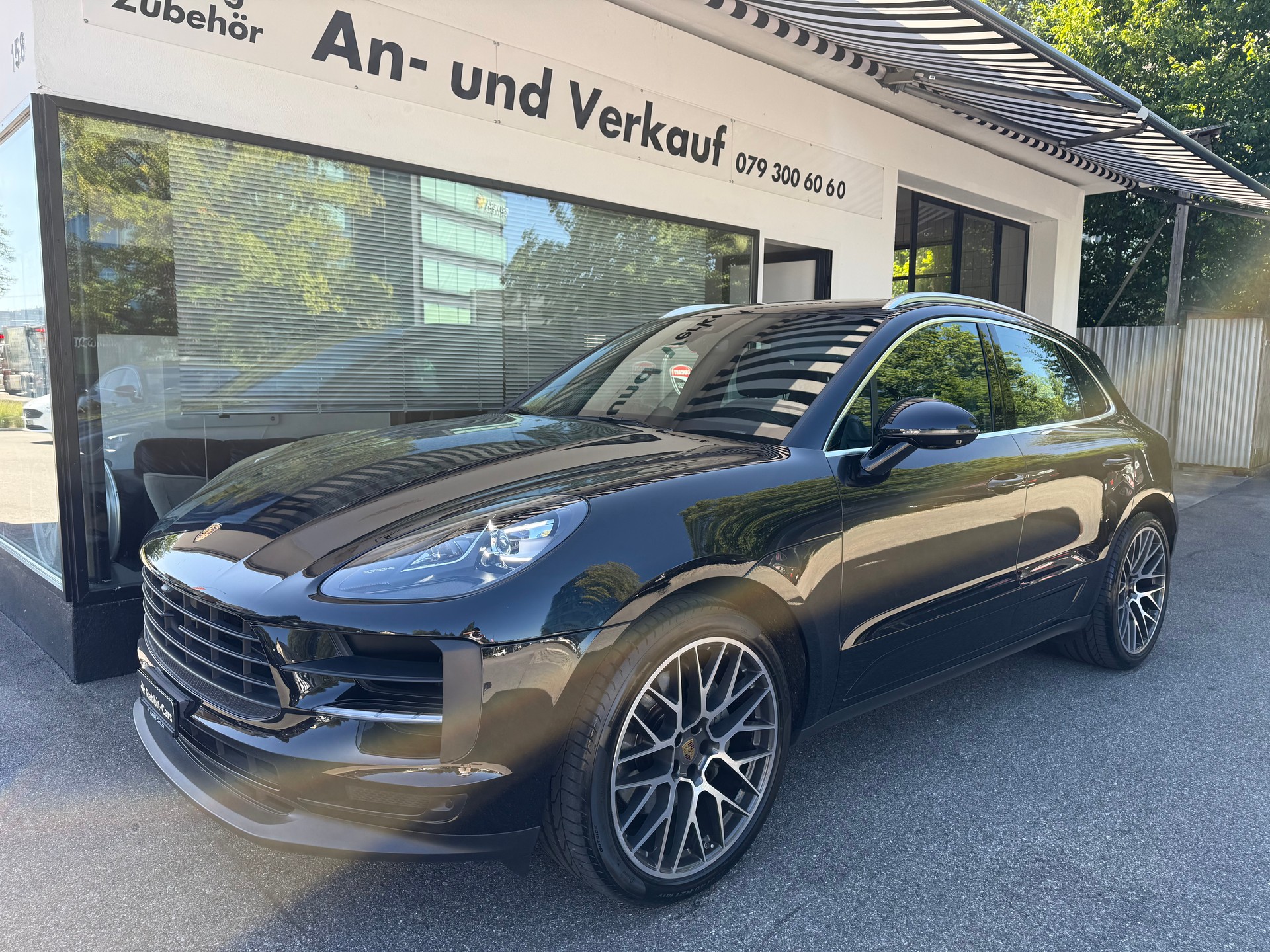 PORSCHE Macan S PDK