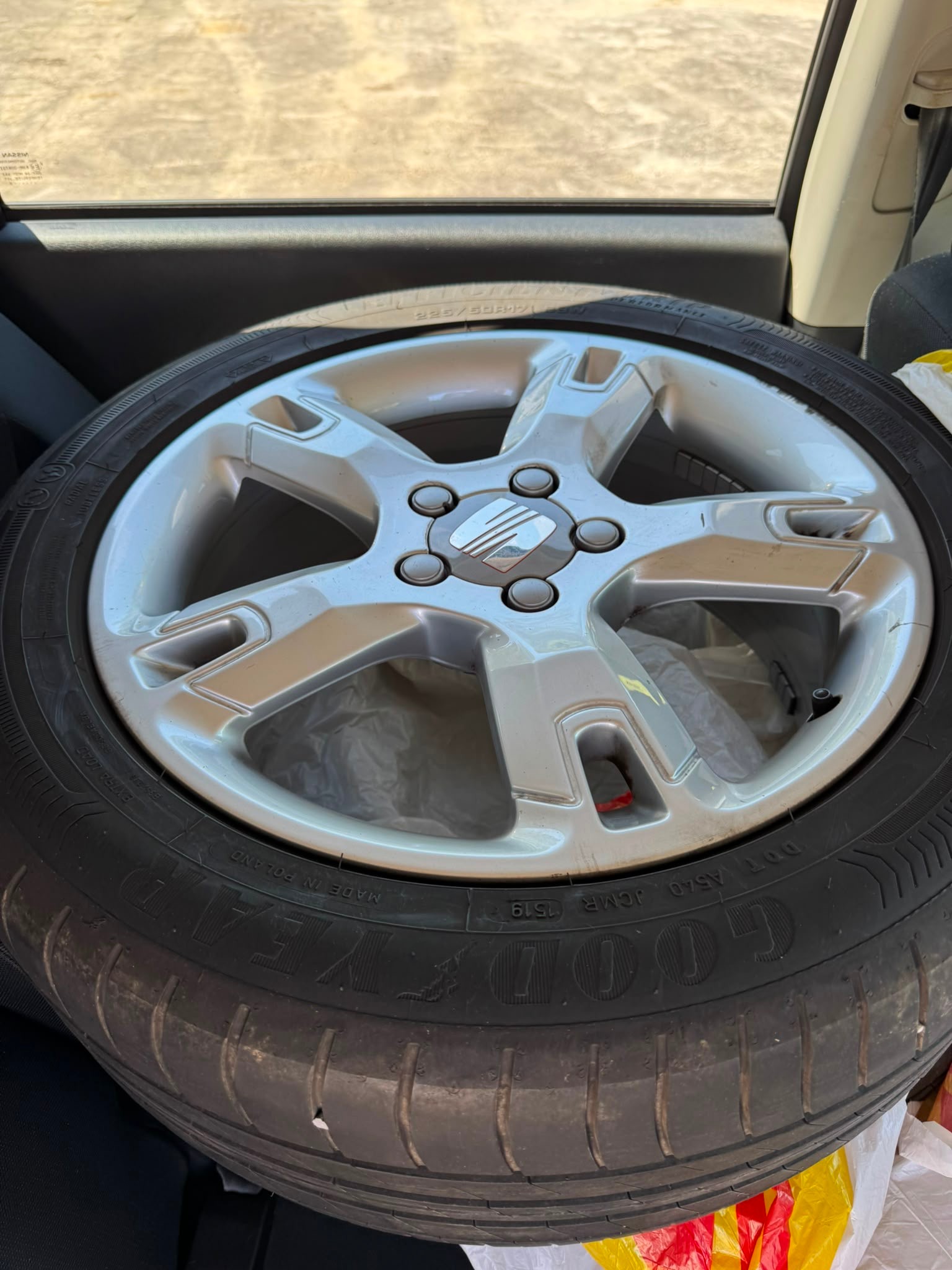 NISSAN Qashqai +2 2.0 4WD tekna-image-9