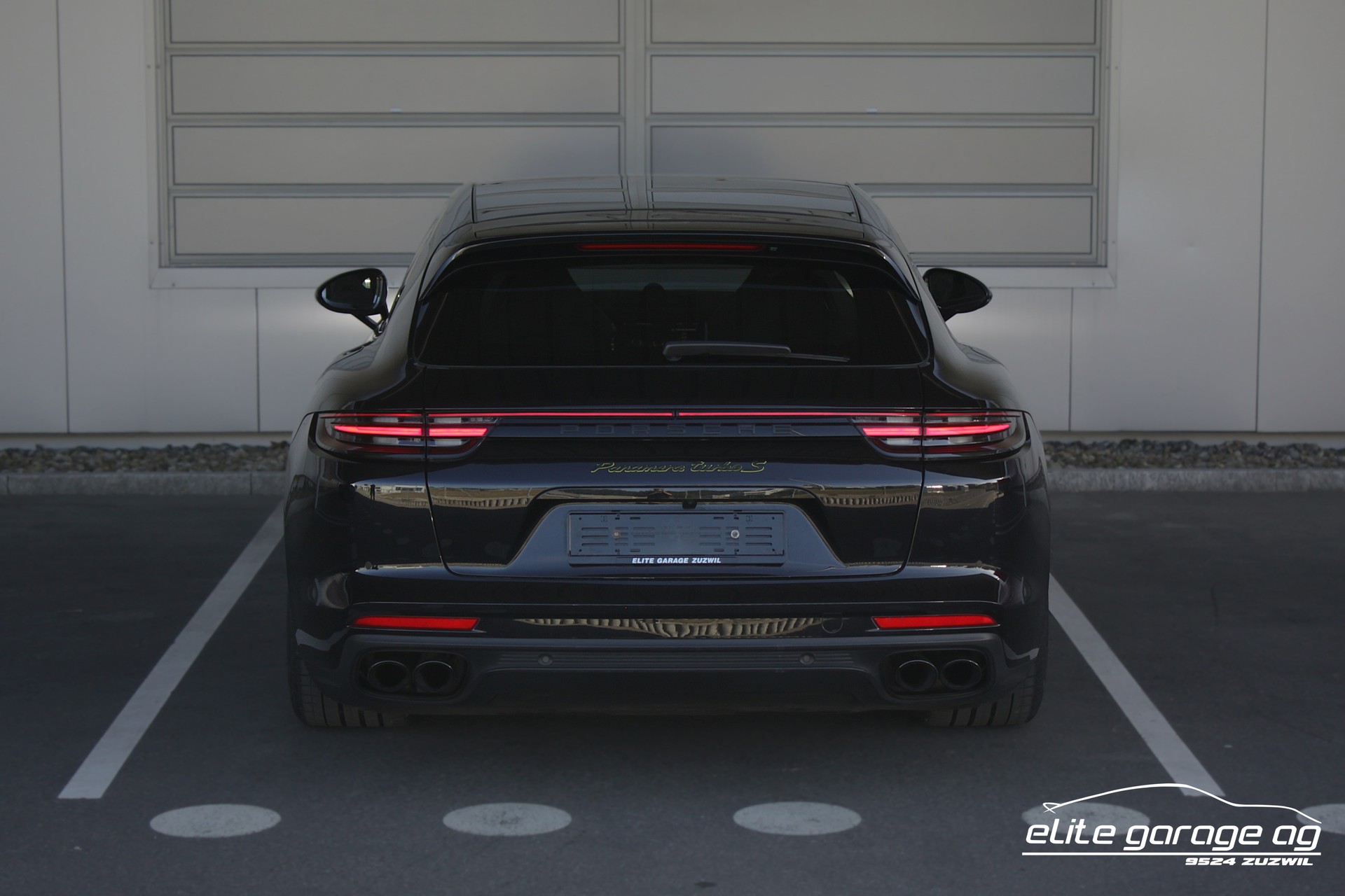 PORSCHE Panamera Turbo S E-Hybrid Sport Turismo PDK-image-3