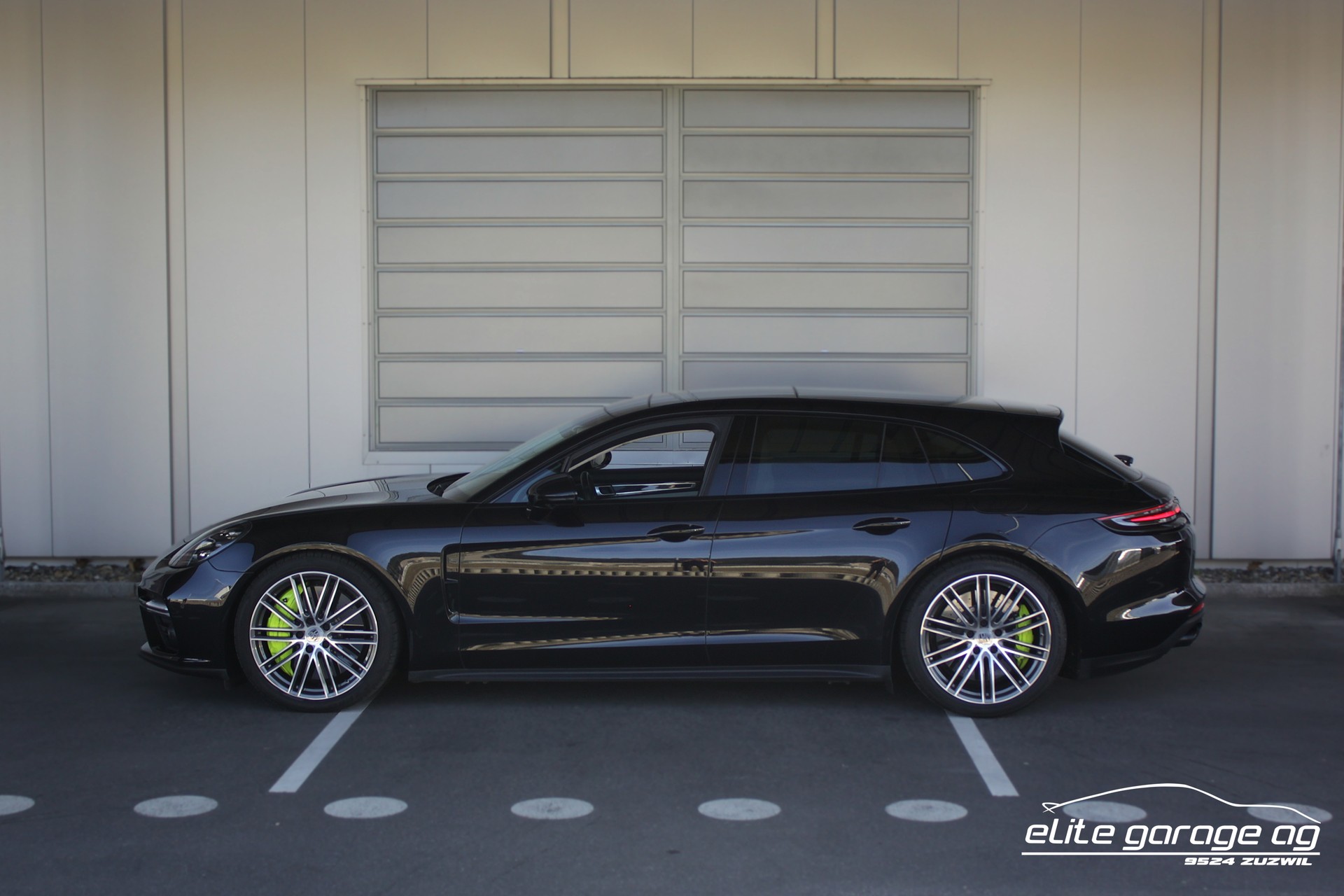 PORSCHE Panamera Turbo S E-Hybrid Sport Turismo PDK-image-1