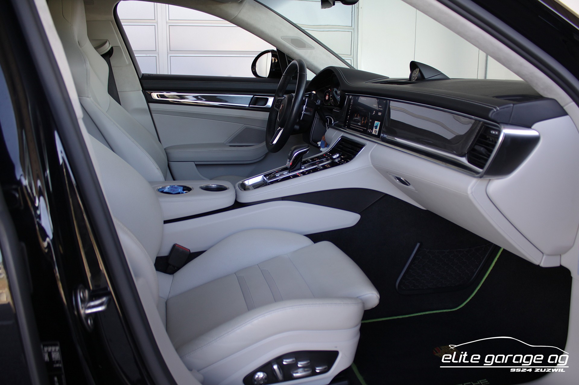 PORSCHE Panamera Turbo S E-Hybrid Sport Turismo PDK-image-15