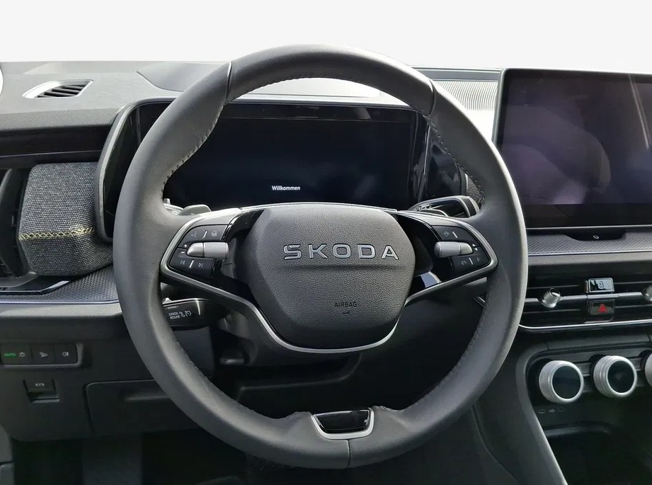 SKODA Kodiaq 1.5 TSI PHEV Selection-image-5