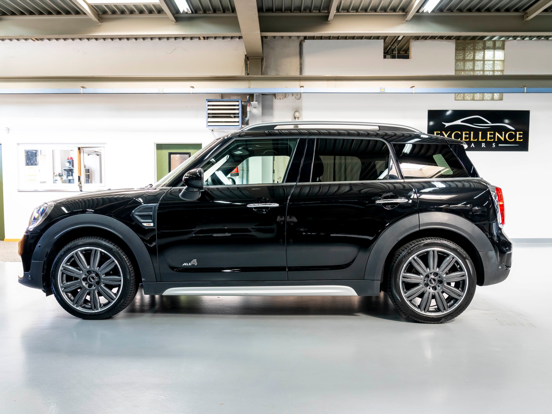 MINI Countryman Cooper ALL4 Steptronic-image-3