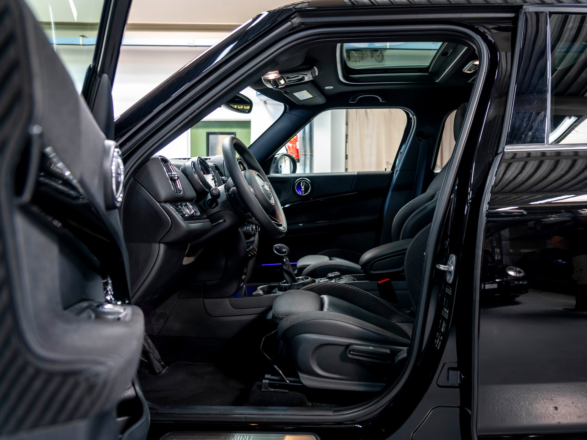 MINI Countryman Cooper ALL4 Steptronic-image-17