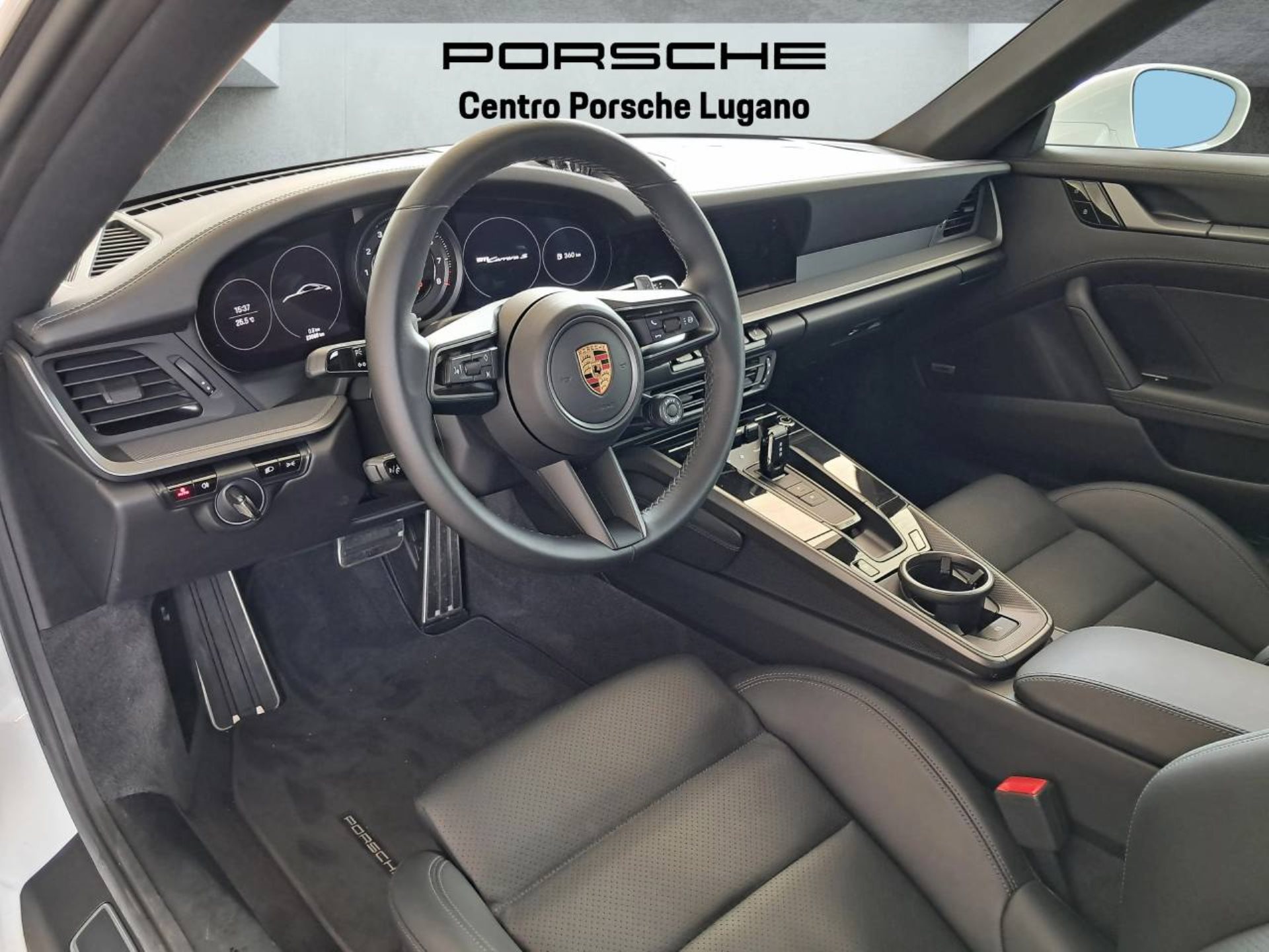 PORSCHE 911 Carrera S-image-17