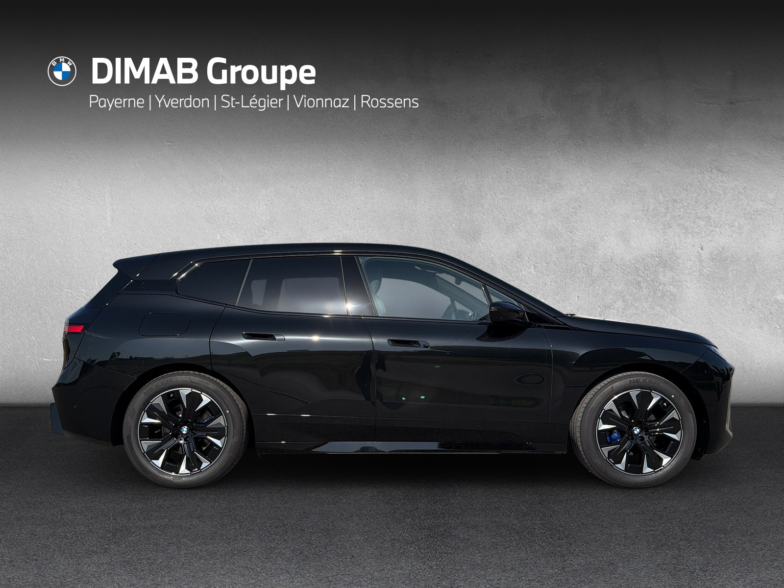 BMW iX xDrive60 M Sport-image-5